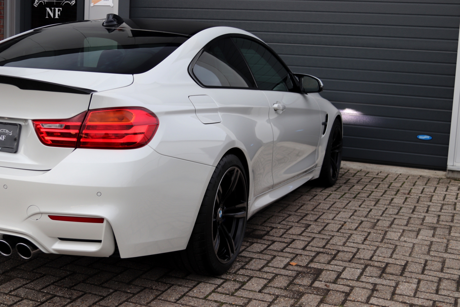 BMW-M4-Coupe-F82-2014-TN894T-014.JPG