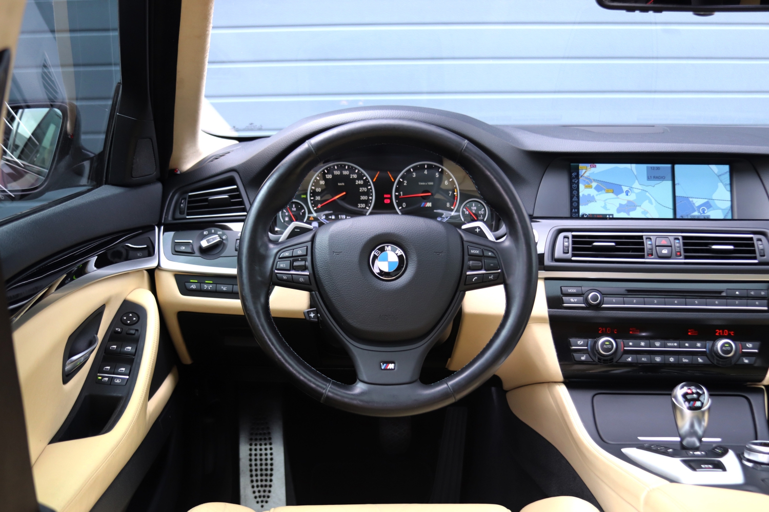 BMW-M5-F10-2012-1727-022.JPG