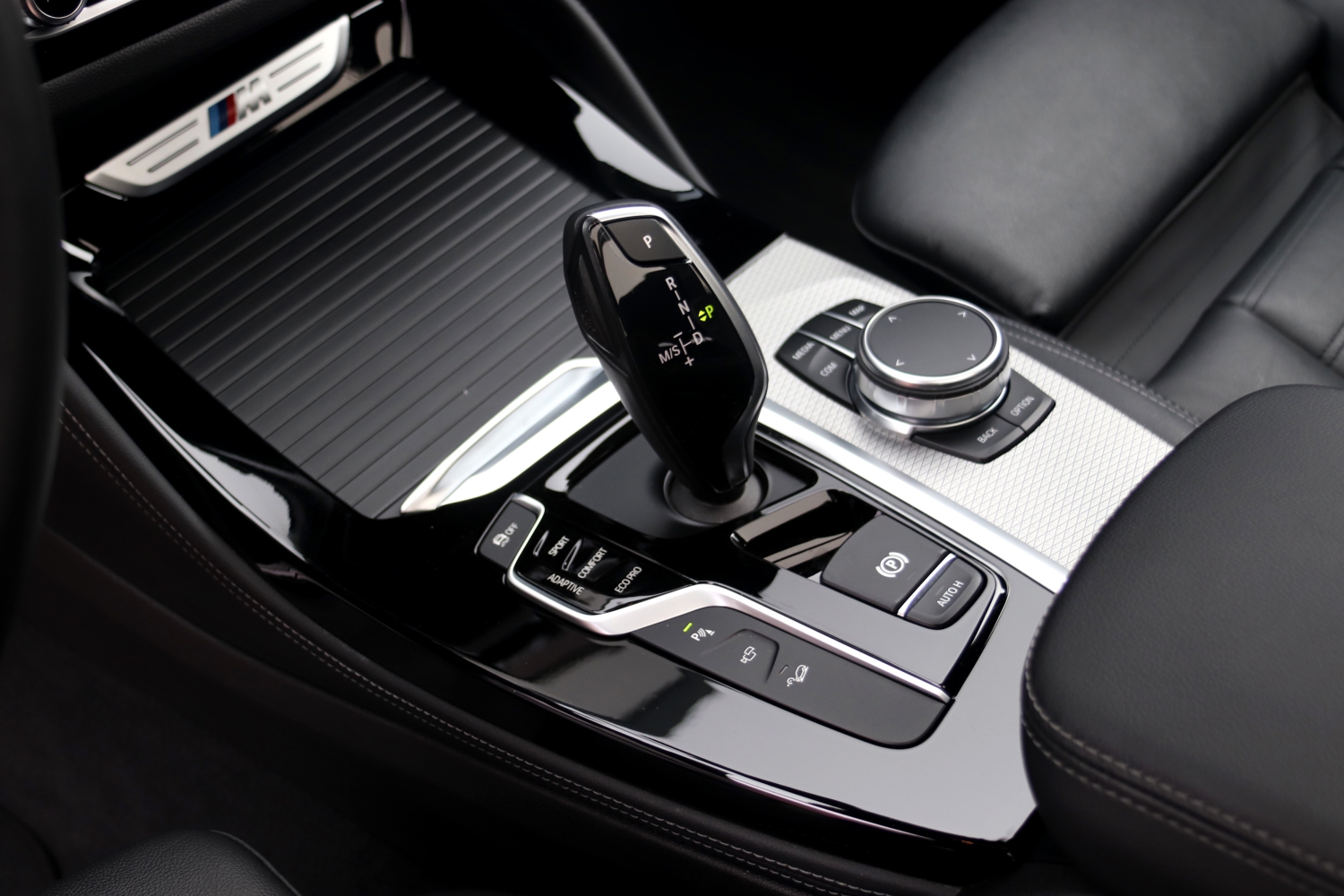 BMW-X4-M40i-G02-2018-TR402X-057.JPG