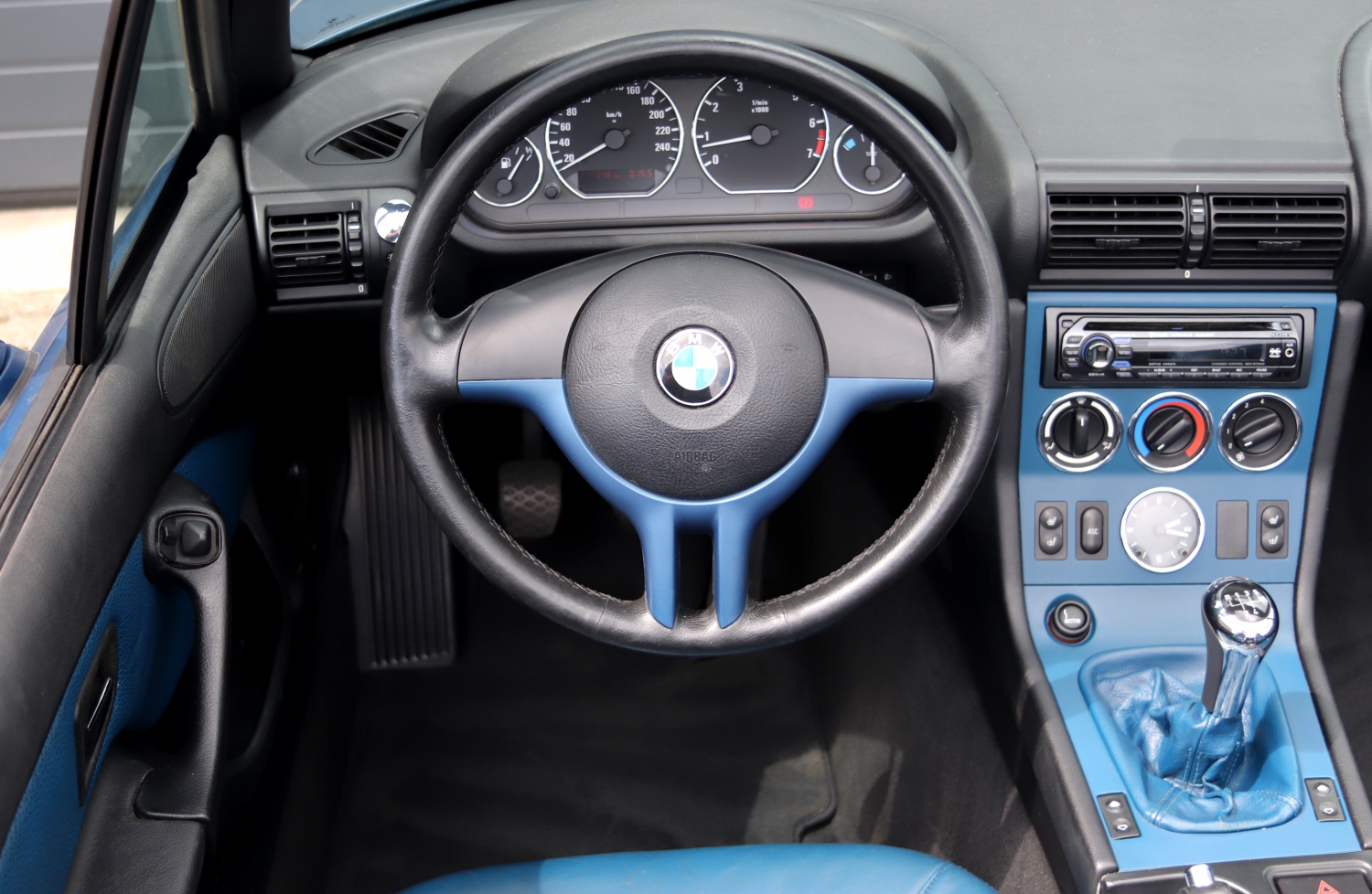 BMW-Z3-Roadster-1.9-2001-066.JPG