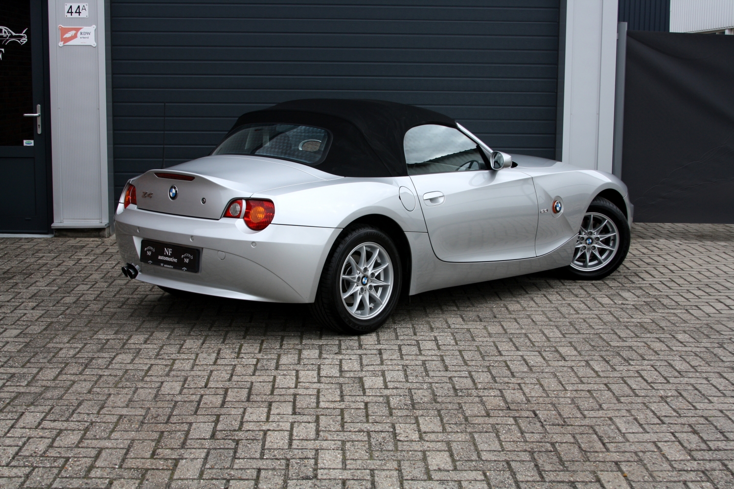 BMW-Z4-2.2i-Roadster-E85-2004-115.JPG