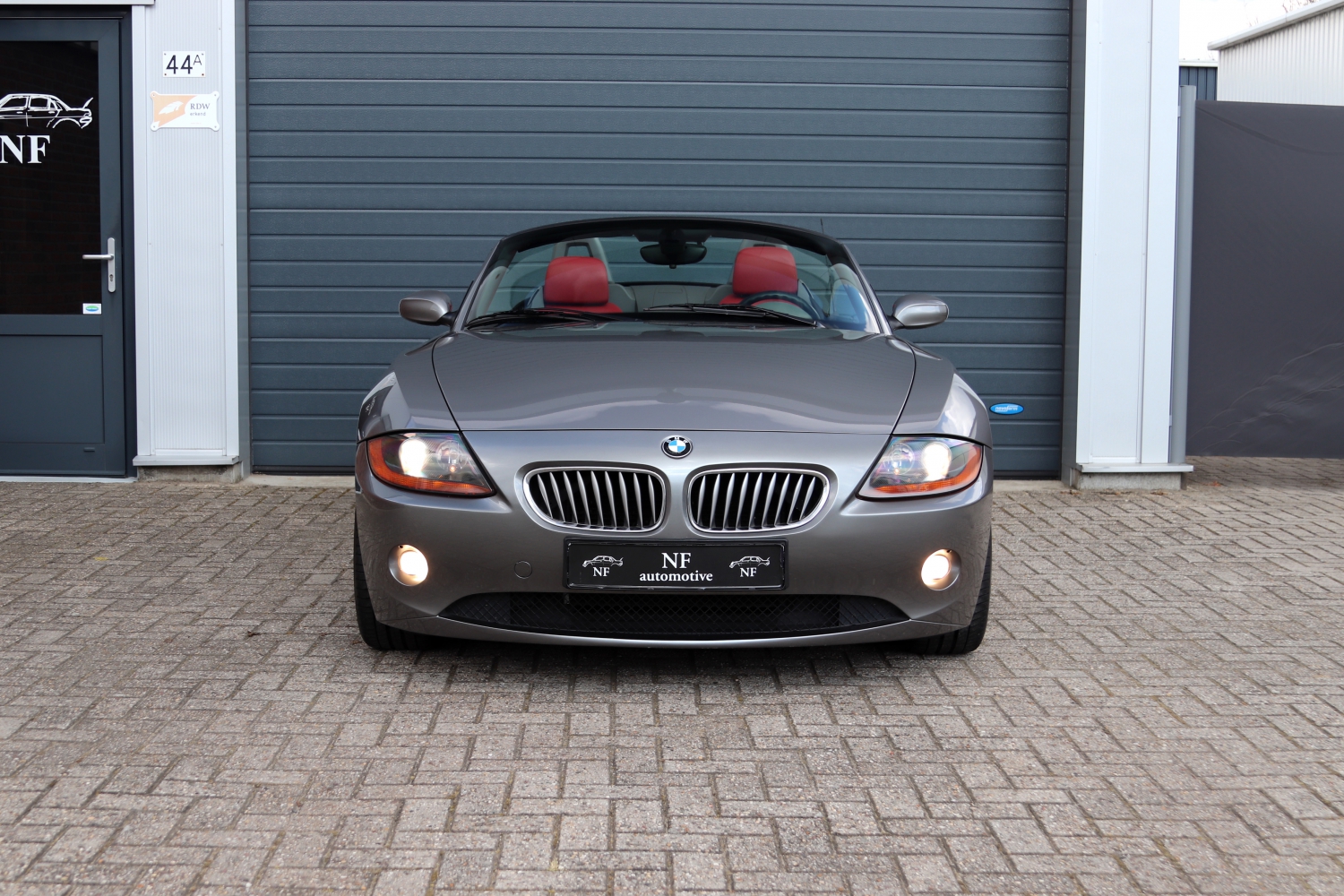 BMW-Z4-25i-E85-2004-95NNJR-006.JPG