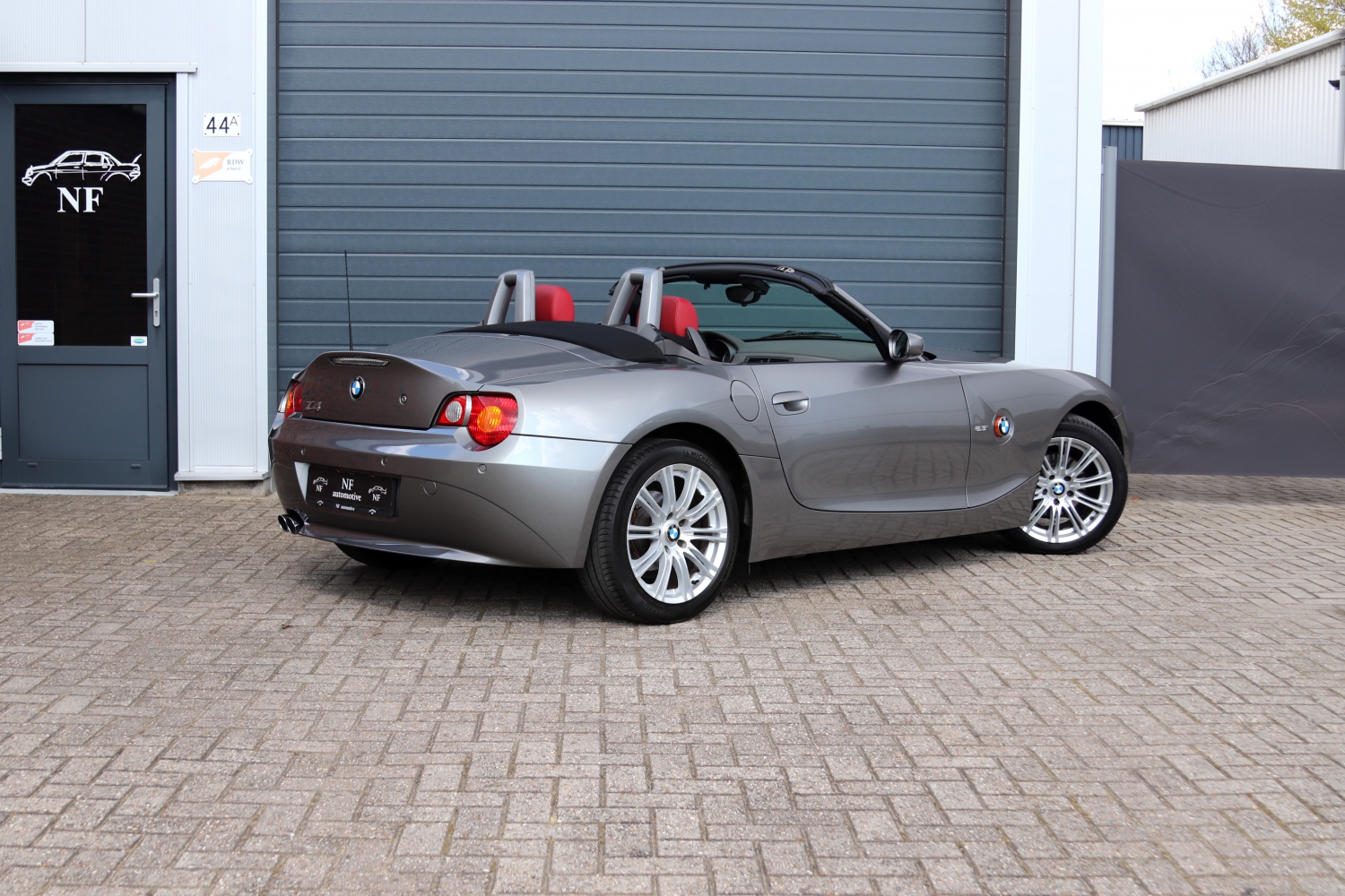 BMW-Z4-25i-E85-2004-95NNJR-015.JPG