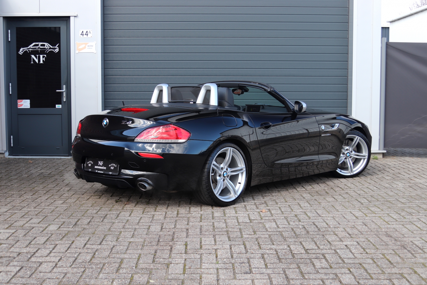 BMW-Z4-35is-E89-2010-TN035P-021.JPG