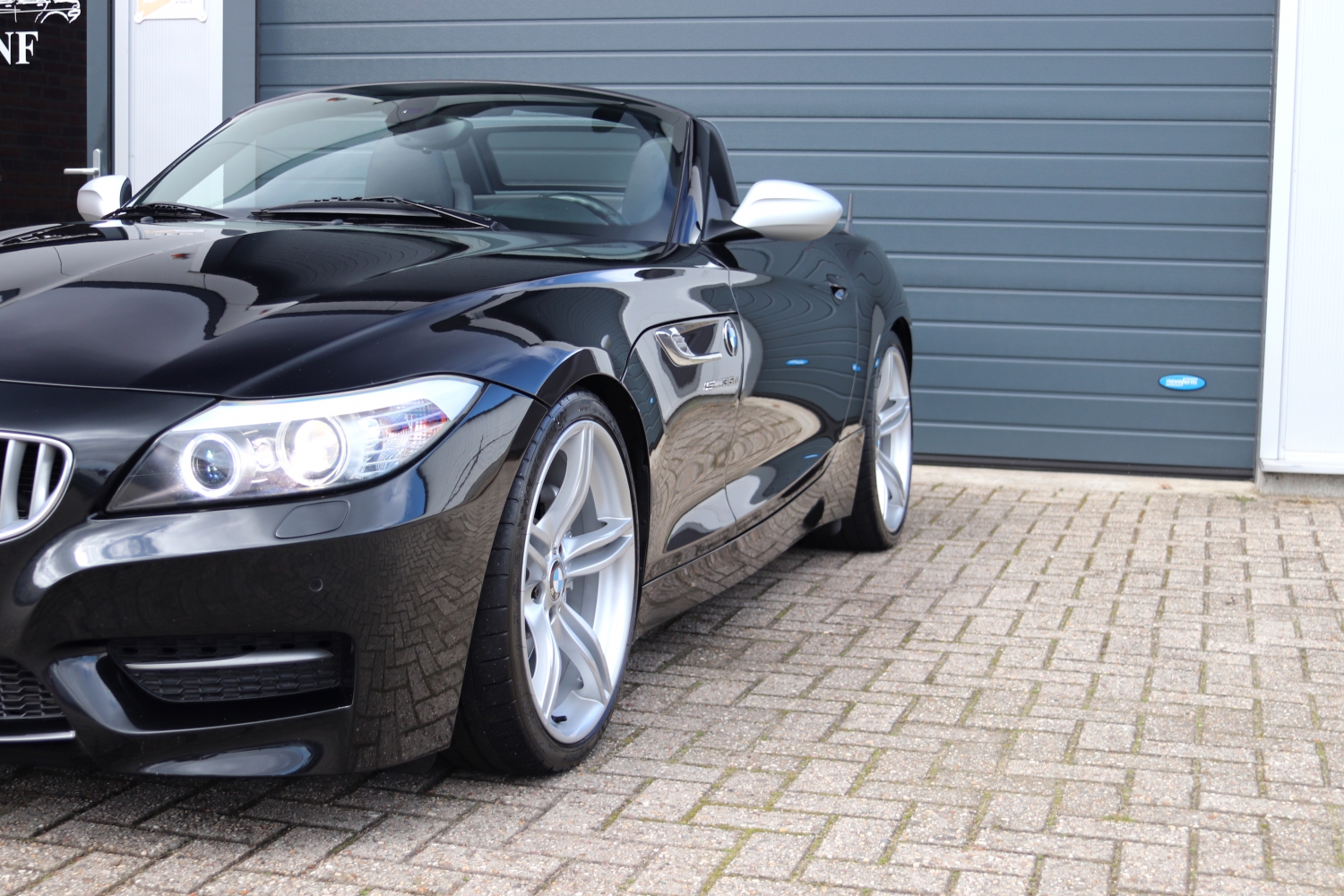 BMW-Z4-35is-E89-2010-TN035P-029.JPG