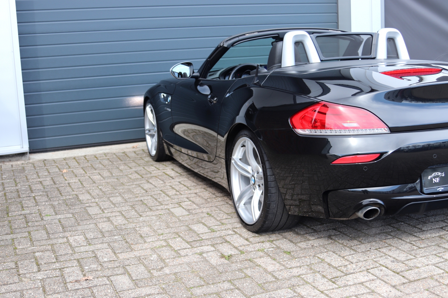 BMW-Z4-35is-E89-2010-TN035P-030.JPG