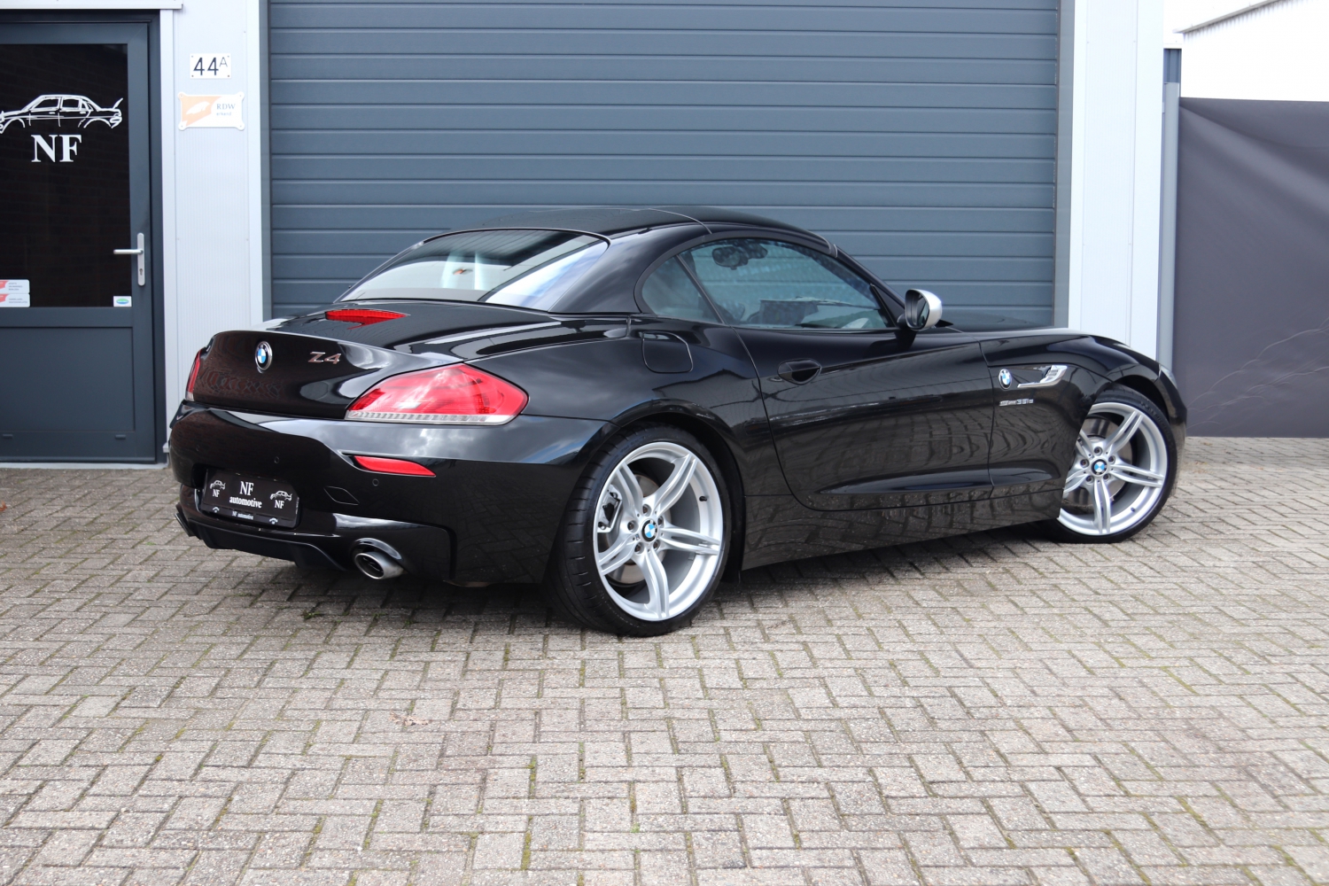 BMW-Z4-35is-E89-2010-TN035P-033.JPG