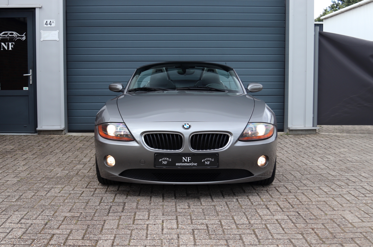 BMW-Z4-Roadster-22i-E85-2005-SV492J-002.JPG
