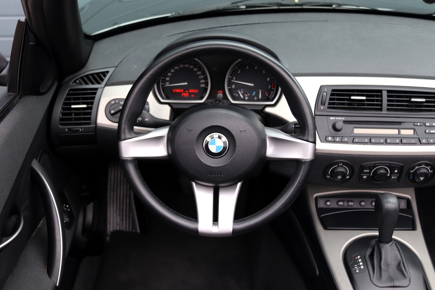 BMW-Z4-Roadster-22i-E85-2005-SV492J-008.JPG