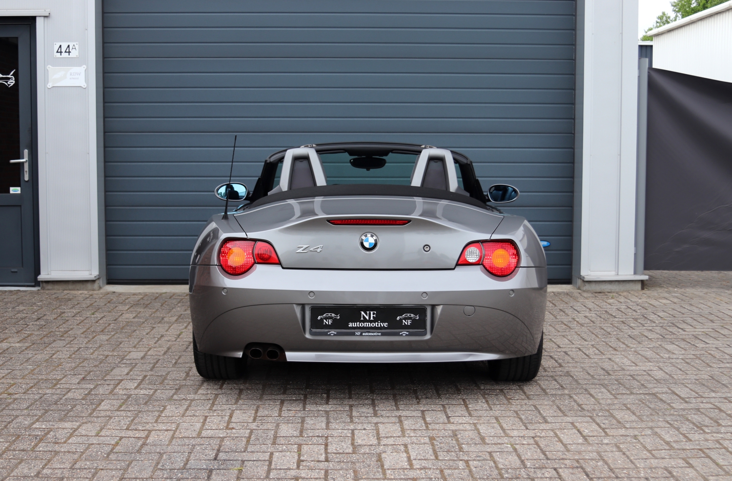 BMW-Z4-Roadster-25i-E85-9781-2004-044.JPG