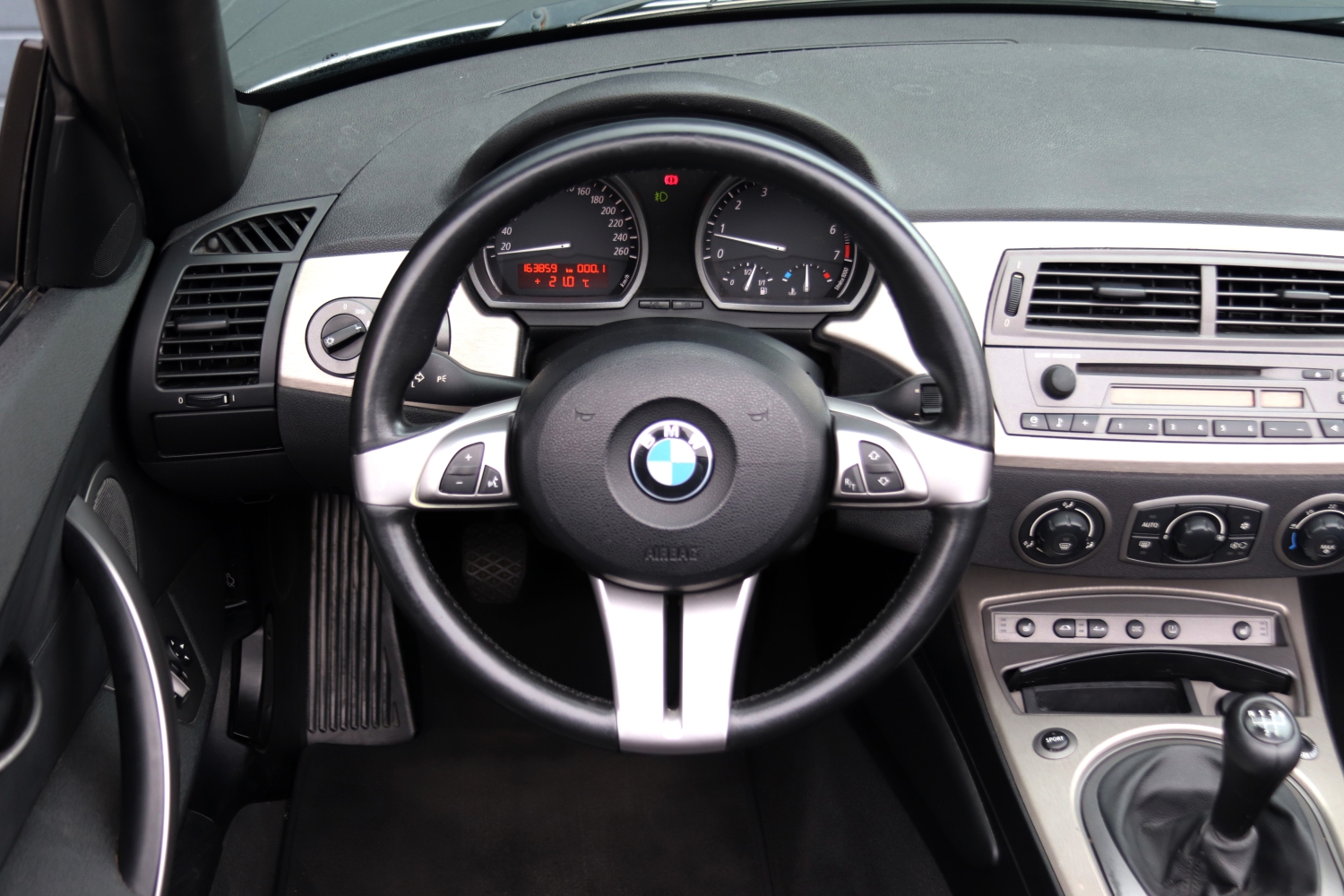 BMW-Z4-Roadster-25i-E85-9781-2004-046.JPG