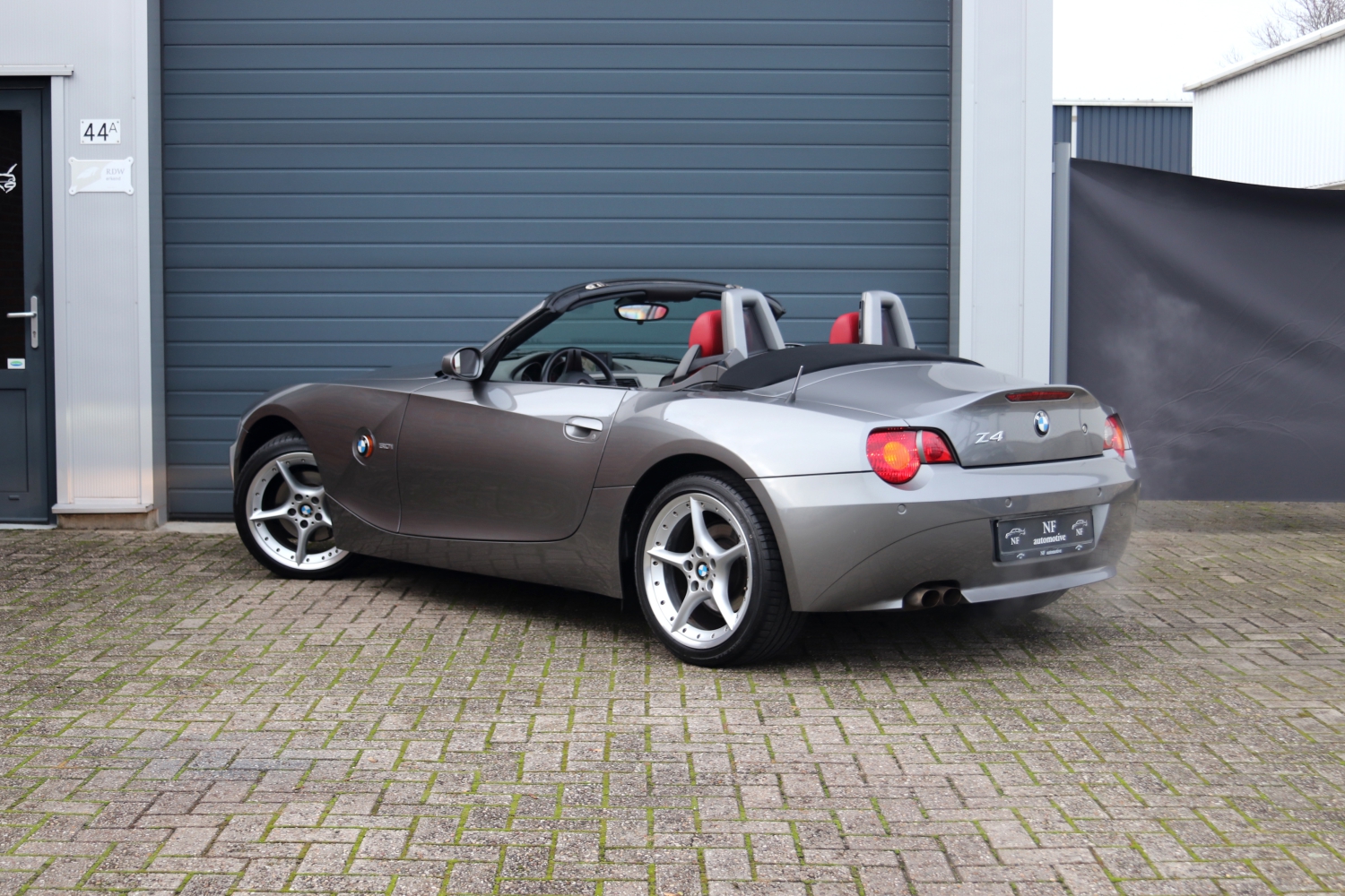 BMW-Z4-Roadster-30i-E85-2003-7046-004.JPG