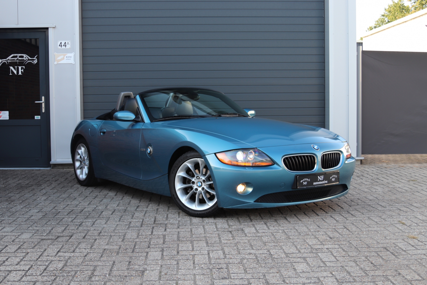 BMW-Z4-Roadster-E85-22i-2004-ZP191P-010.JPG