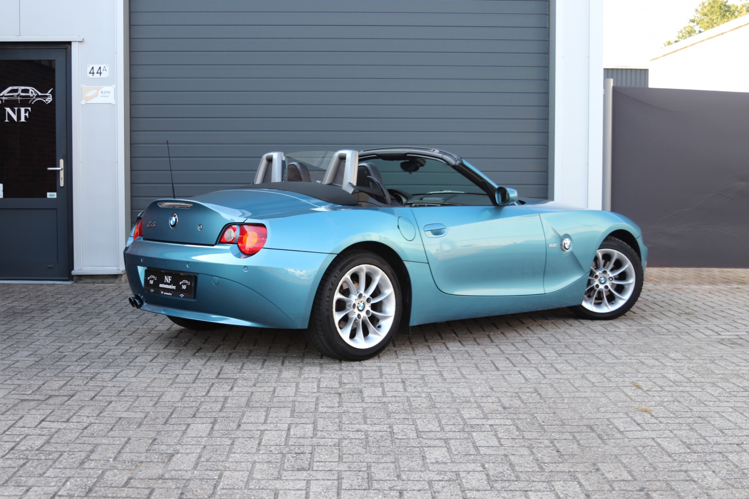 BMW-Z4-Roadster-E85-22i-2004-ZP191P-018.JPG