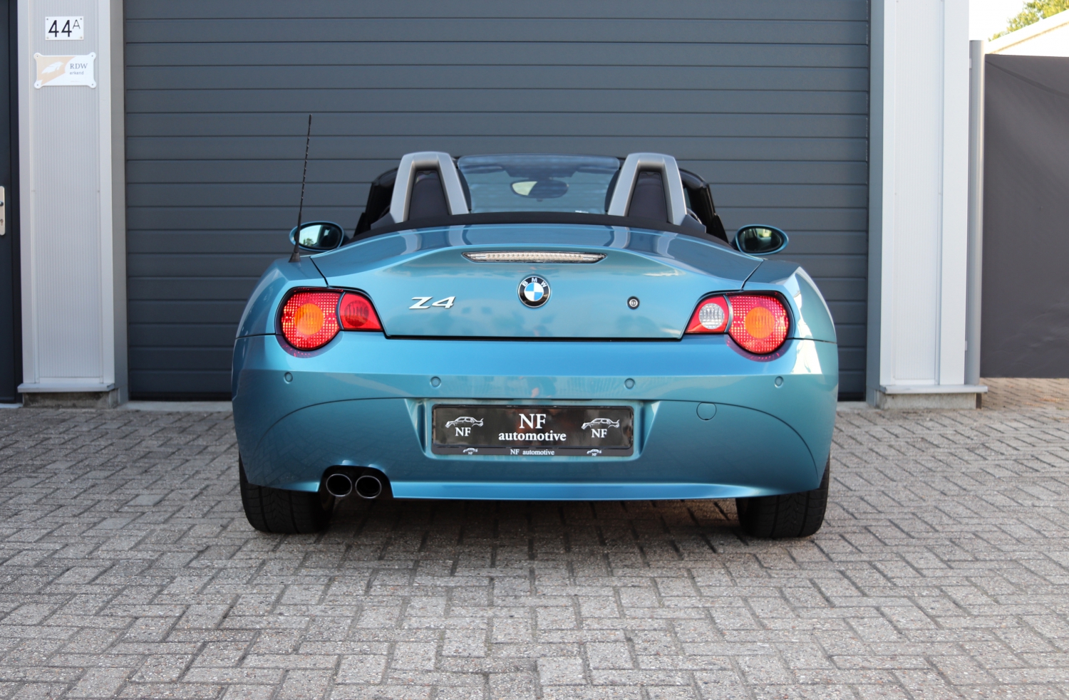 BMW-Z4-Roadster-E85-22i-2004-ZP191P-022.JPG