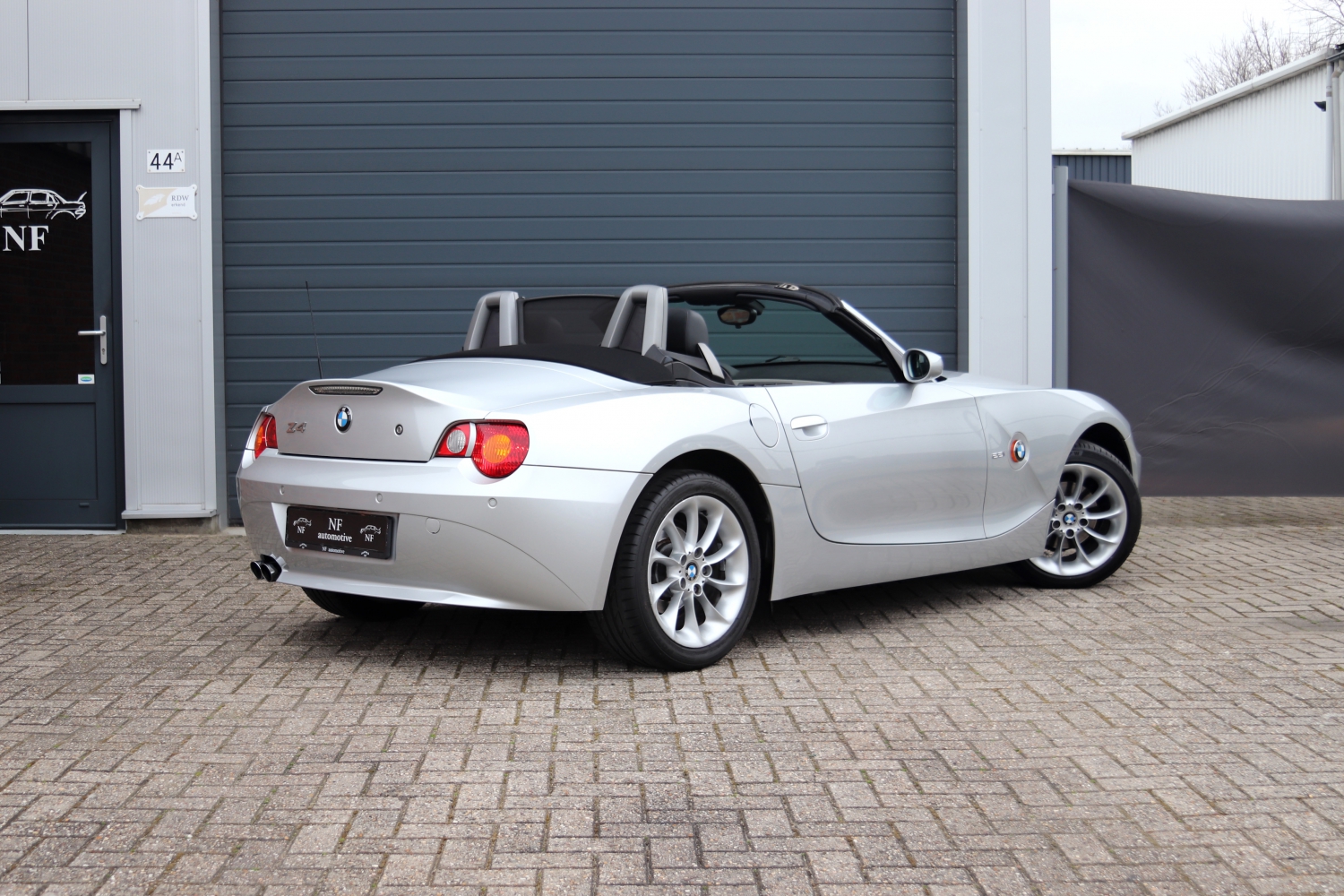 BMW-Z4-Roadster-E85-22i-2004-ZP191P-114.JPG