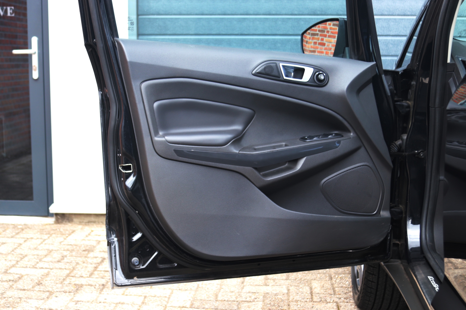 Ford-Ecosport-2015-N938ZJ-012.JPG