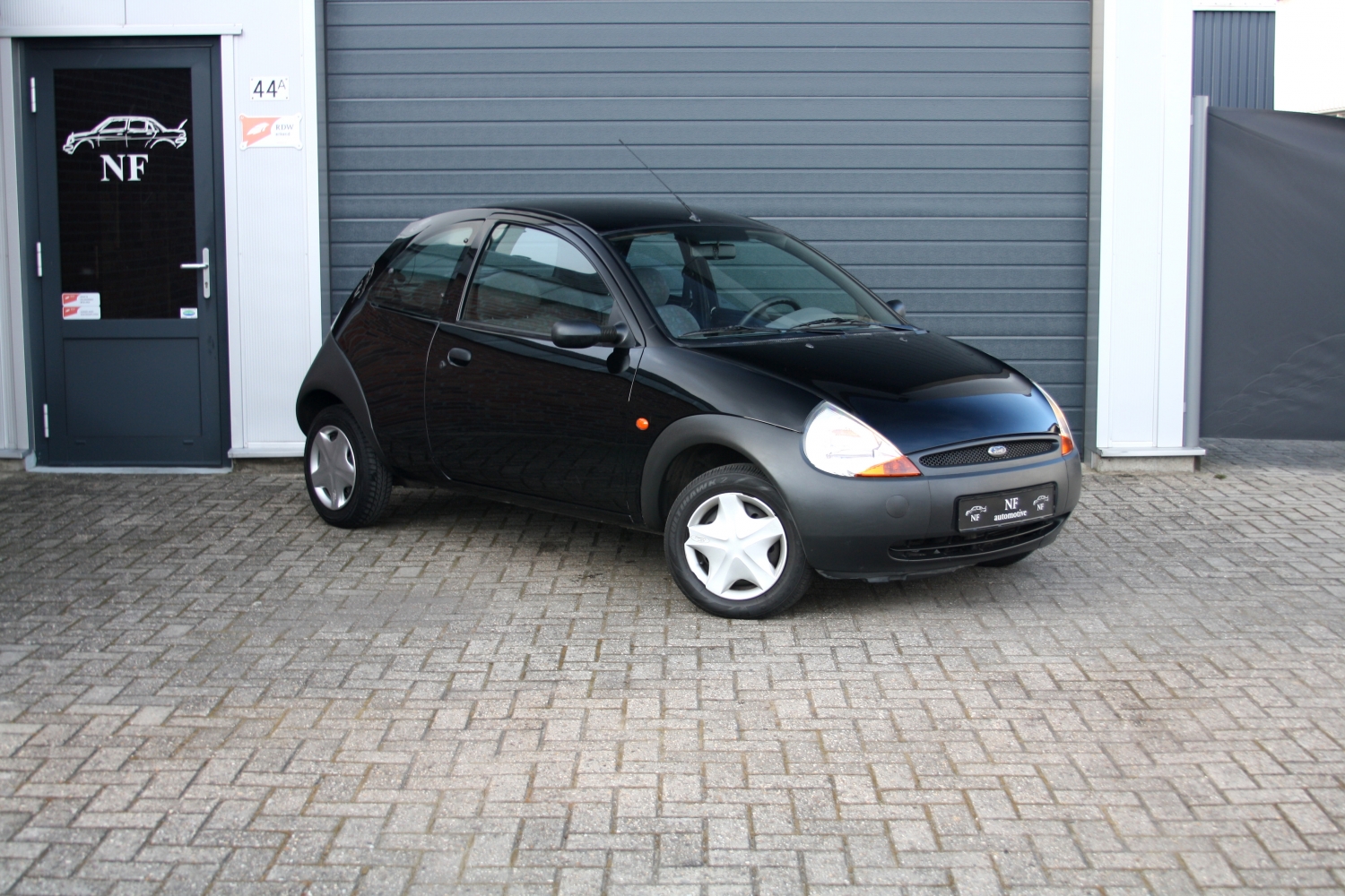 Ford-Ka-1.3-2001-009.JPG