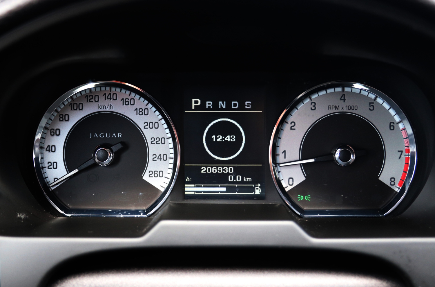 Jaguar-XF-X250-2009-87JND9-065.JPG