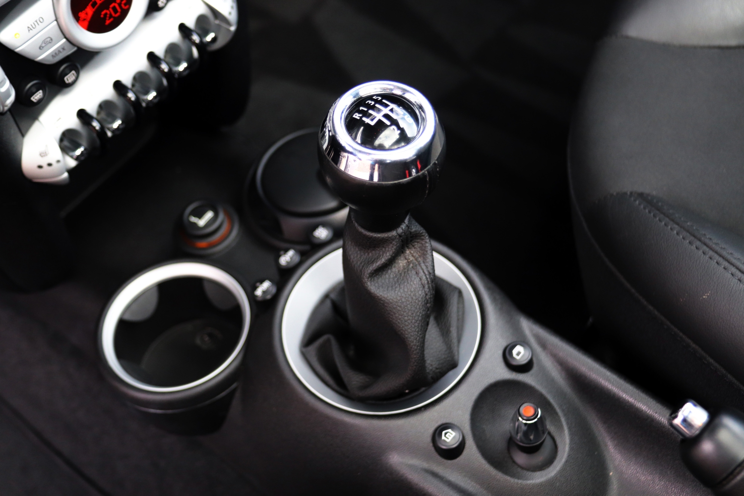 MINI-Clubman-Cooper-R55-2009-2930-046.JPG