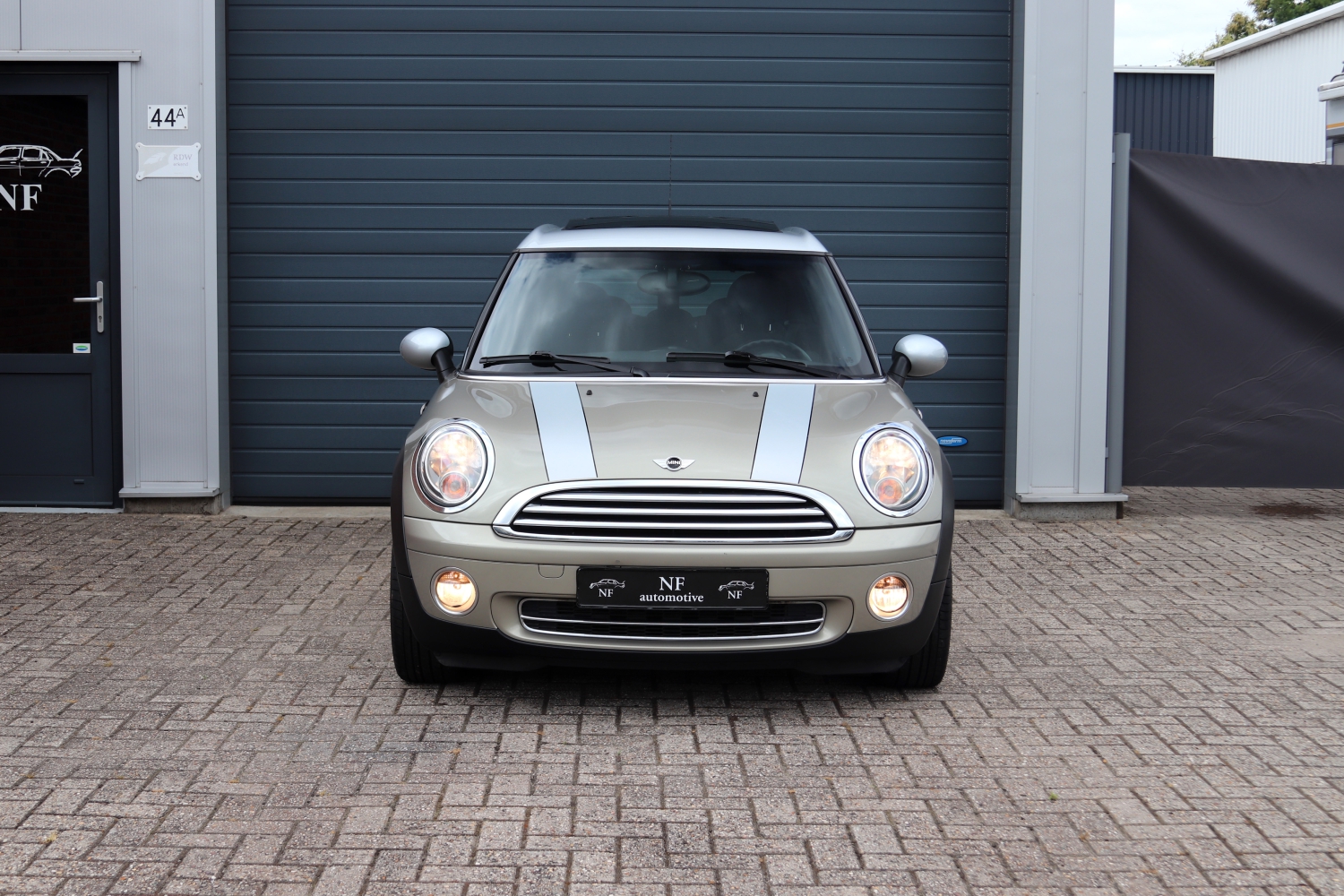 MINI-Clubman-Cooper-R55-RF879H-002.JPG