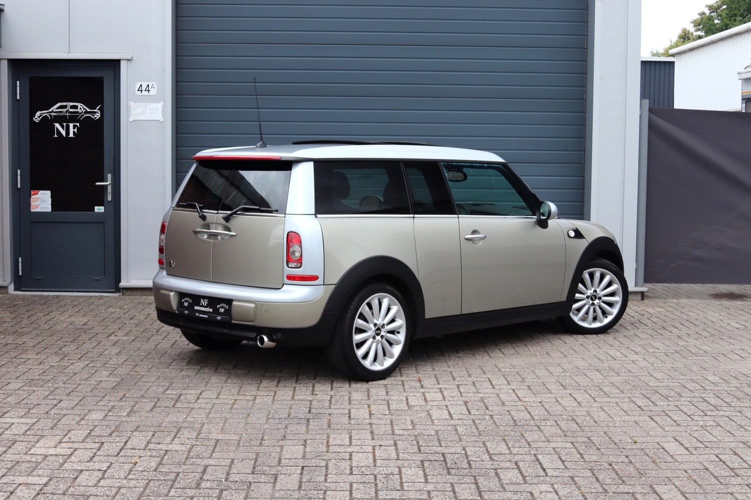 MINI-Clubman-Cooper-R55-RF879H-012.JPG