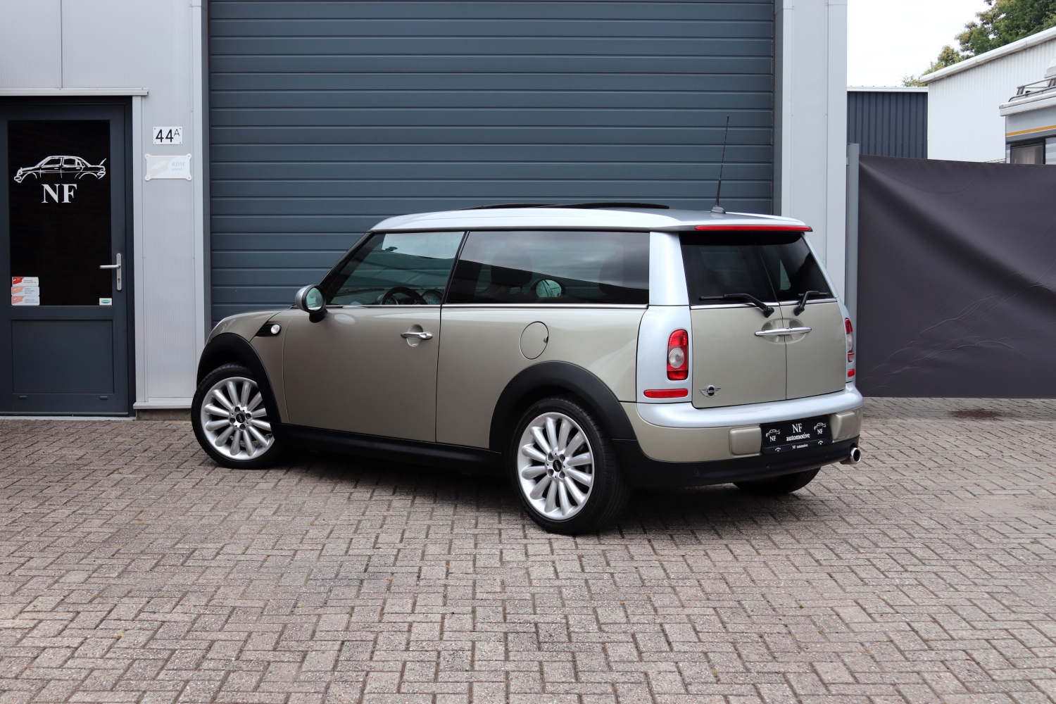 MINI-Clubman-Cooper-R55-RF879H-016.JPG