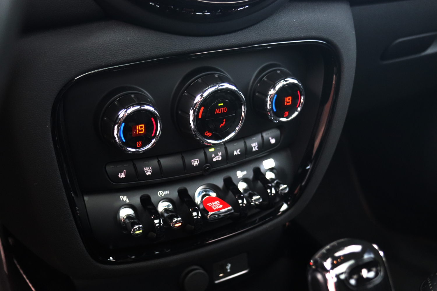 MINI-Clubman-JCW-2020-0239-018.JPG
