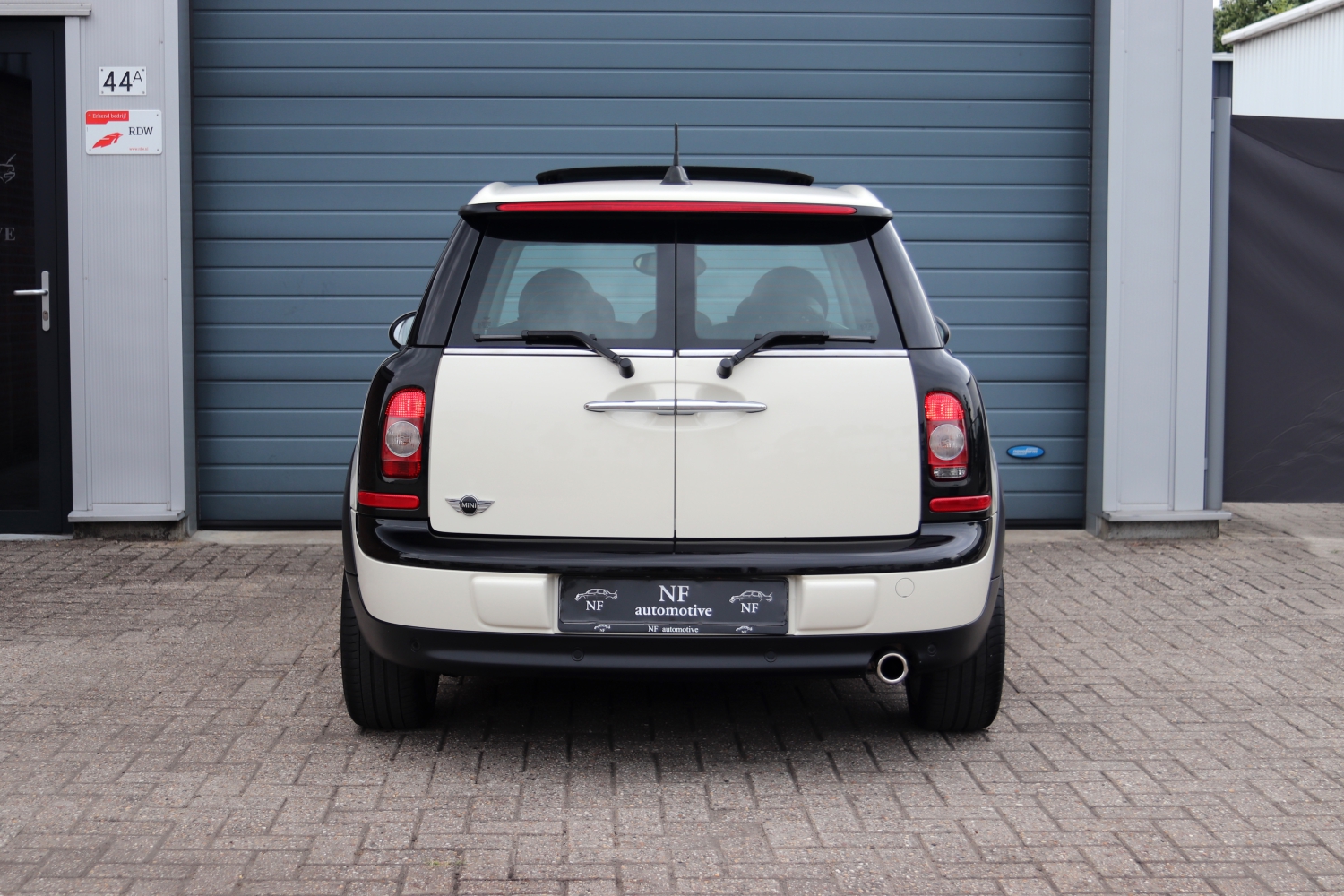 MINI-Clubman-R55-2010-6445-006.JPG