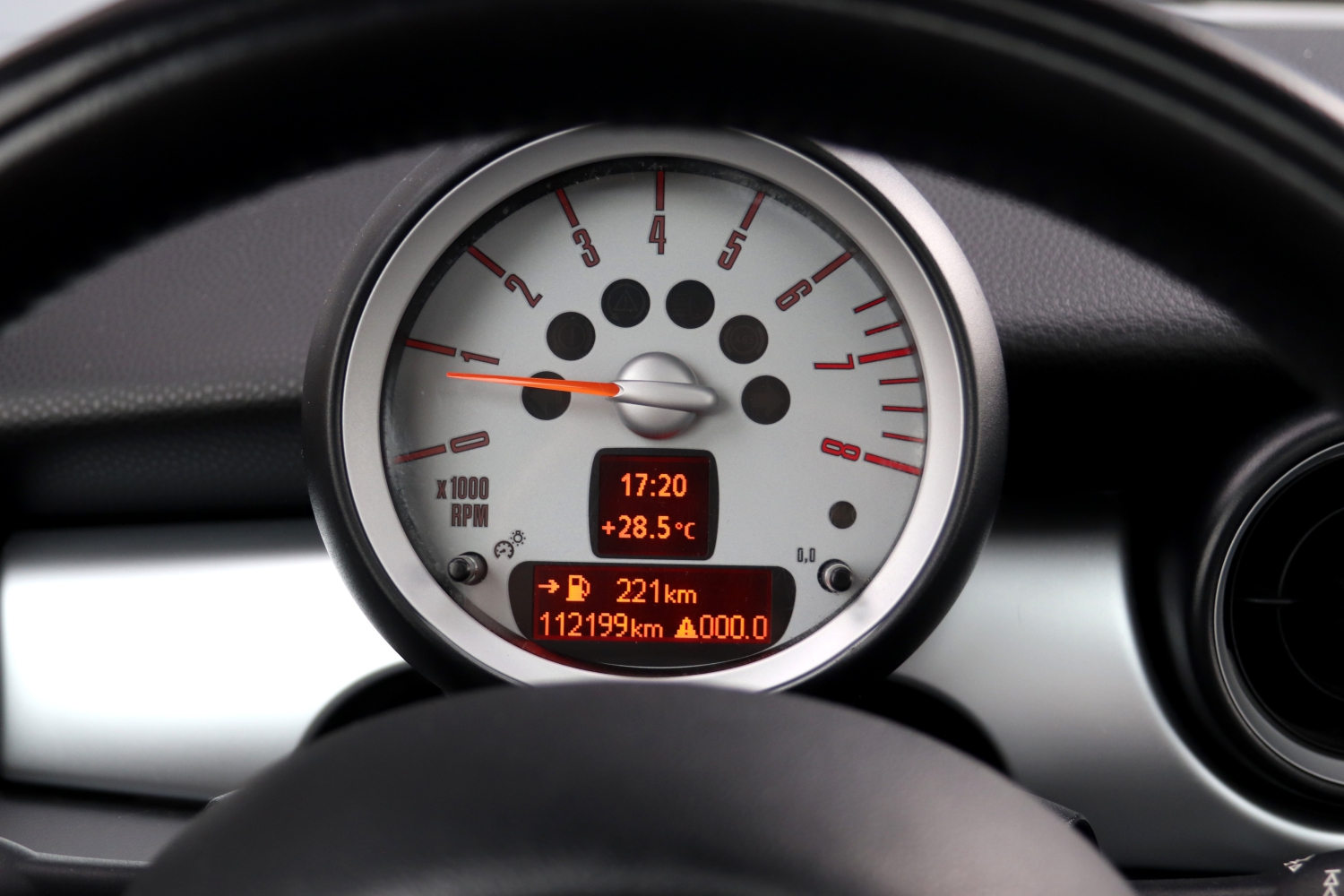 MINI-Clubman-R55-2010-6445-067.JPG