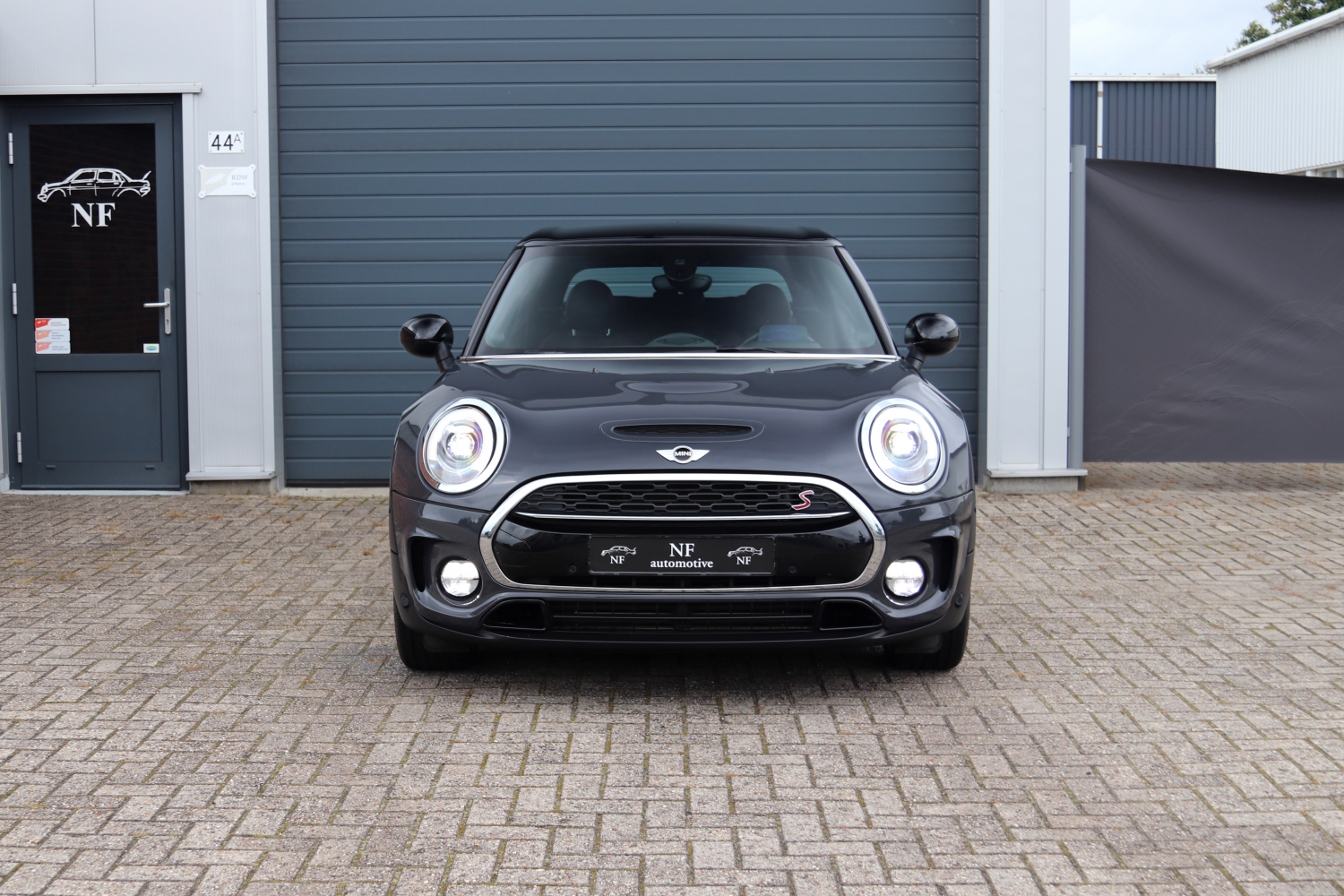 MINI-Clubman-S-F54-2015-L052ZB-009.JPG