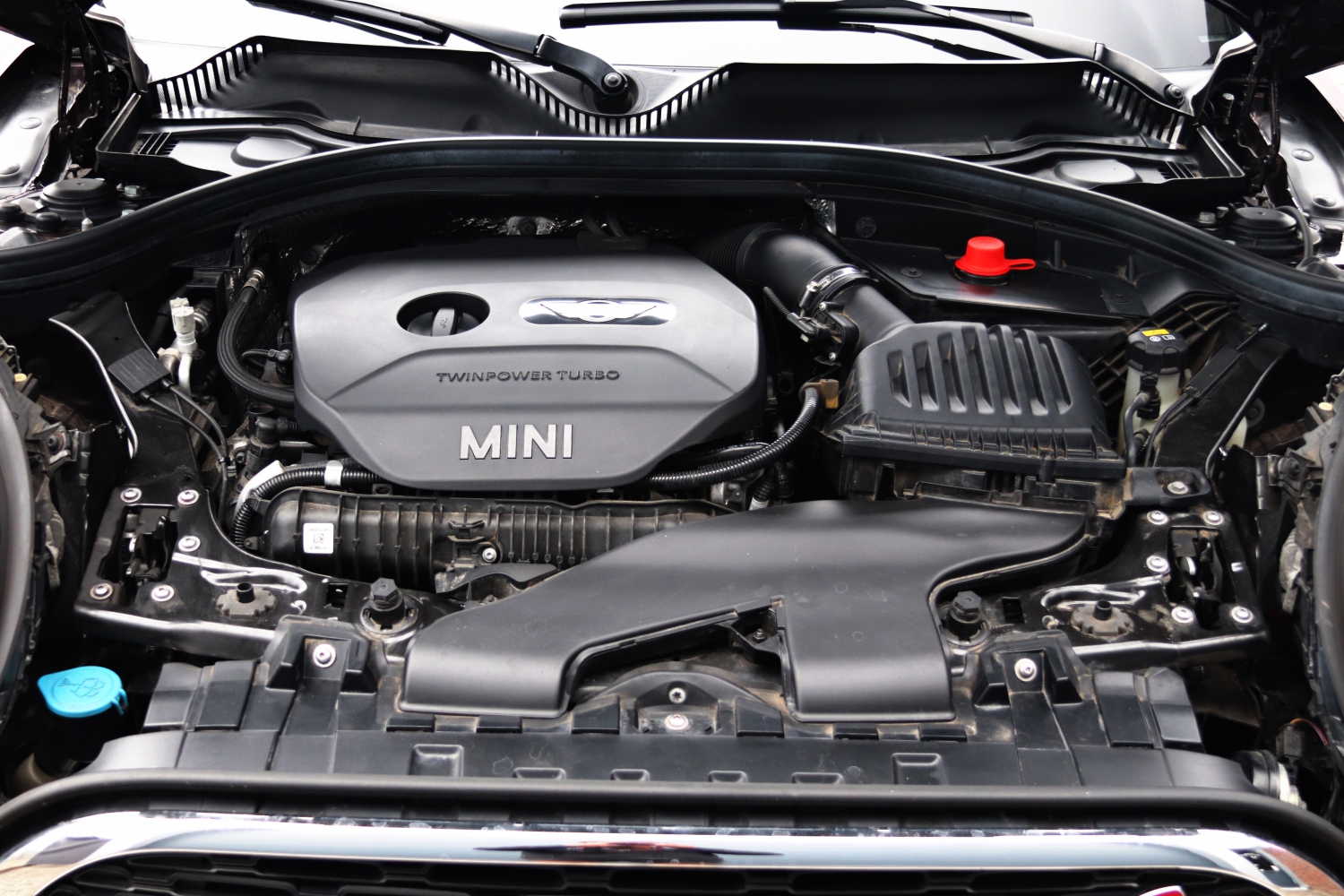 MINI-Clubman-S-F54-2016-L055ZB-079.JPG