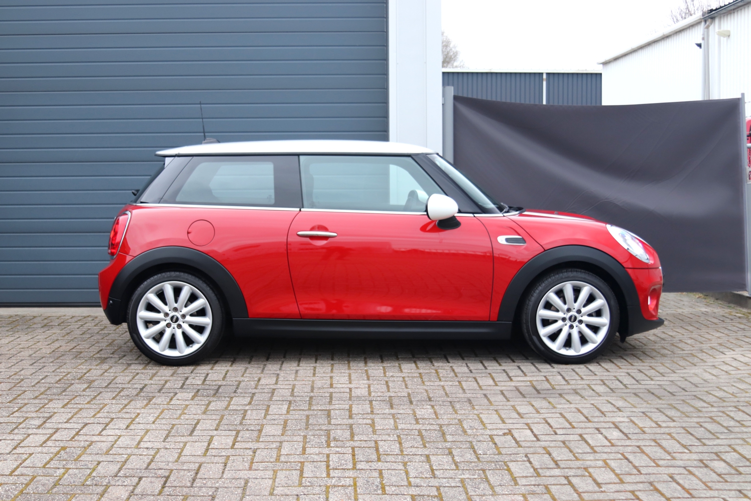 MINI-Cooper-15-F56-2014-021.JPG