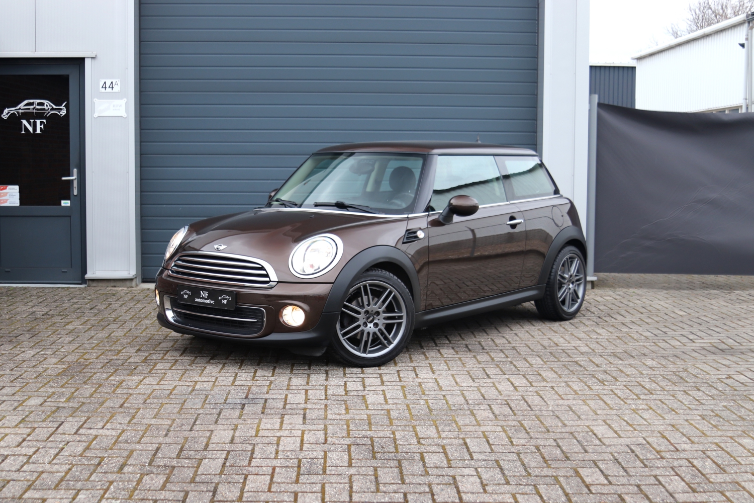 MINI-Cooper-15-F56-2014-075.JPG