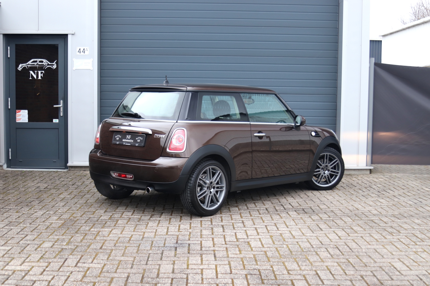 MINI-Cooper-15-F56-2014-084.JPG