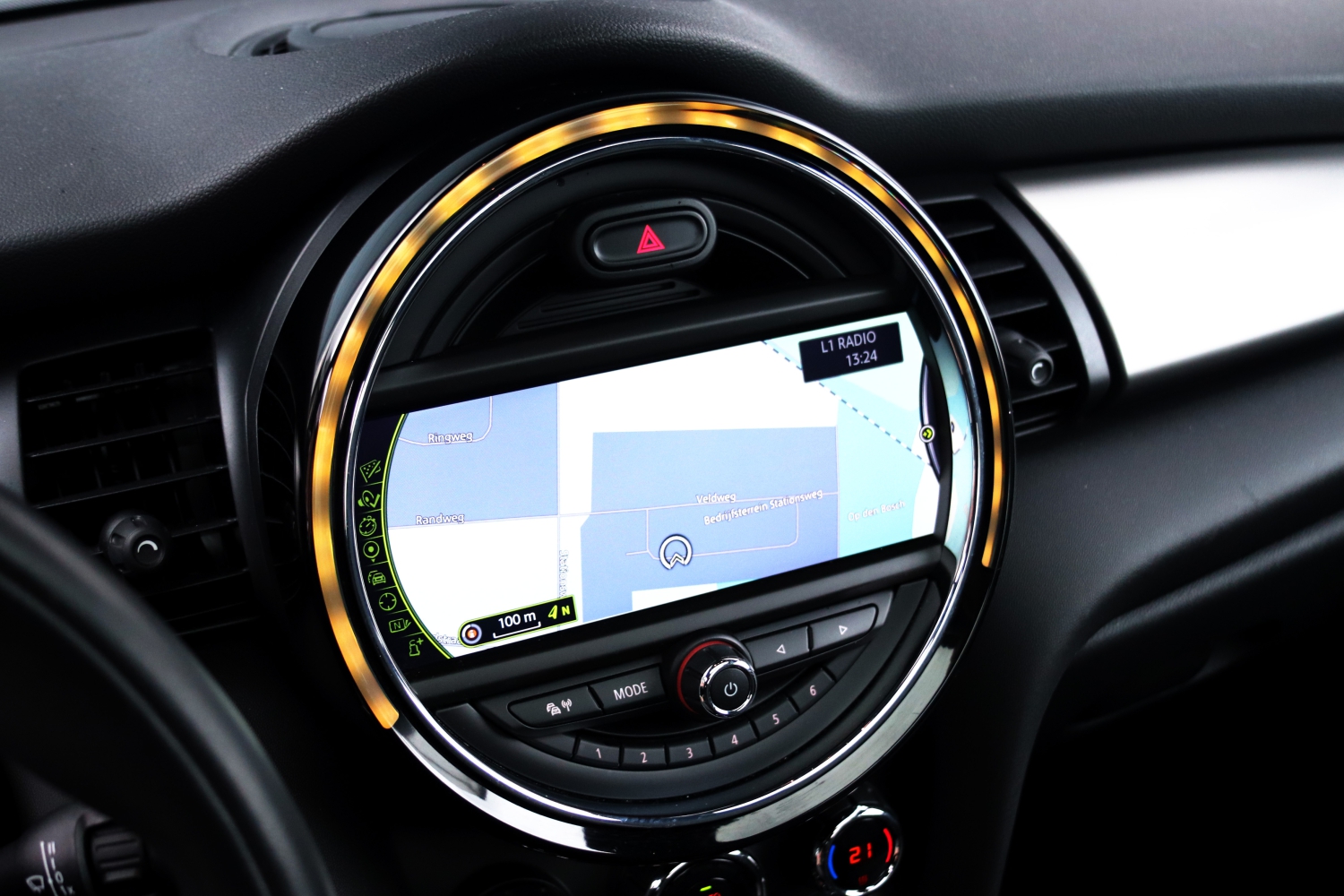 MINI-Cooper-F56-2014-G401XX-101.JPG