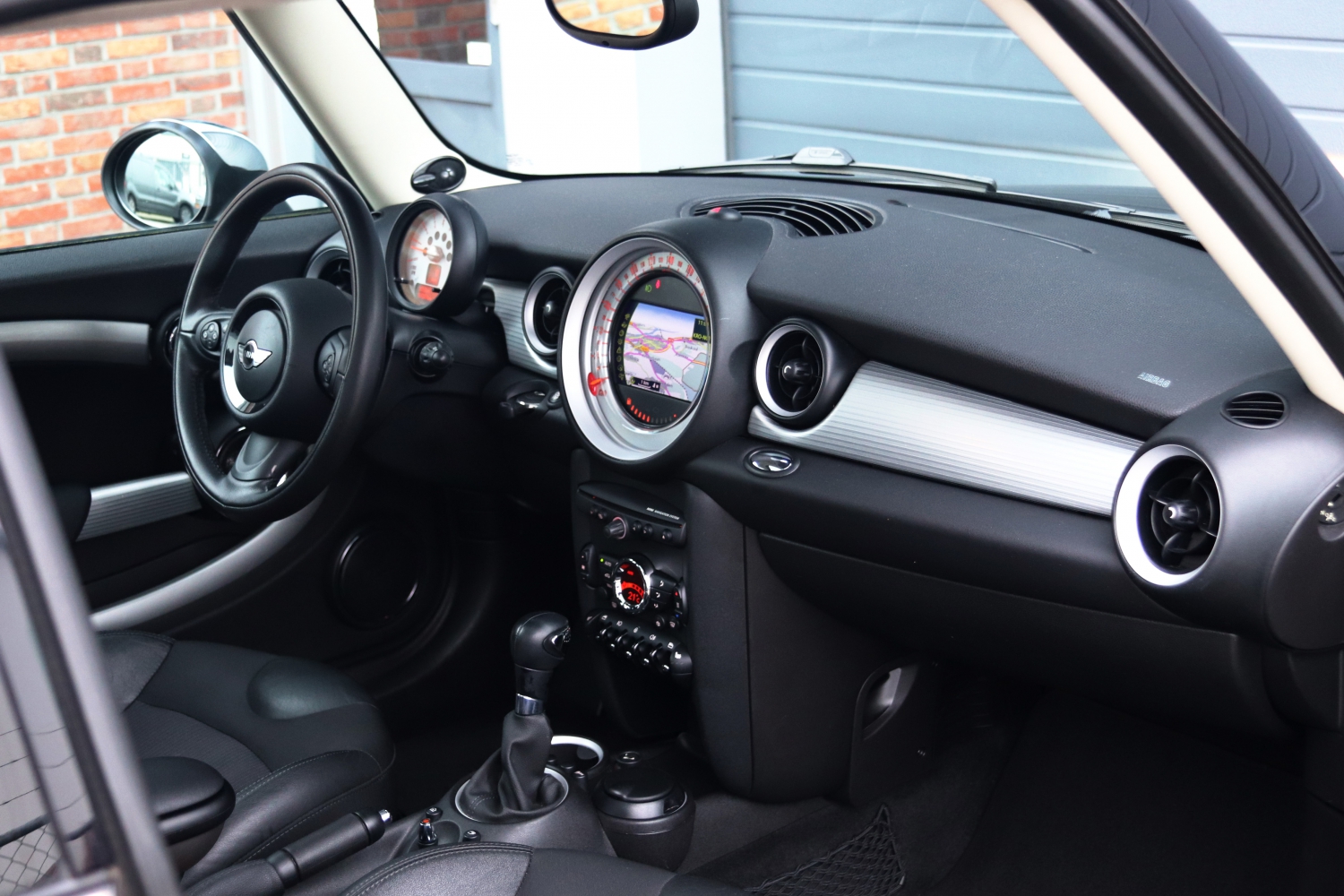 MINI-Cooper-R56-LCI-2011-022.JPG