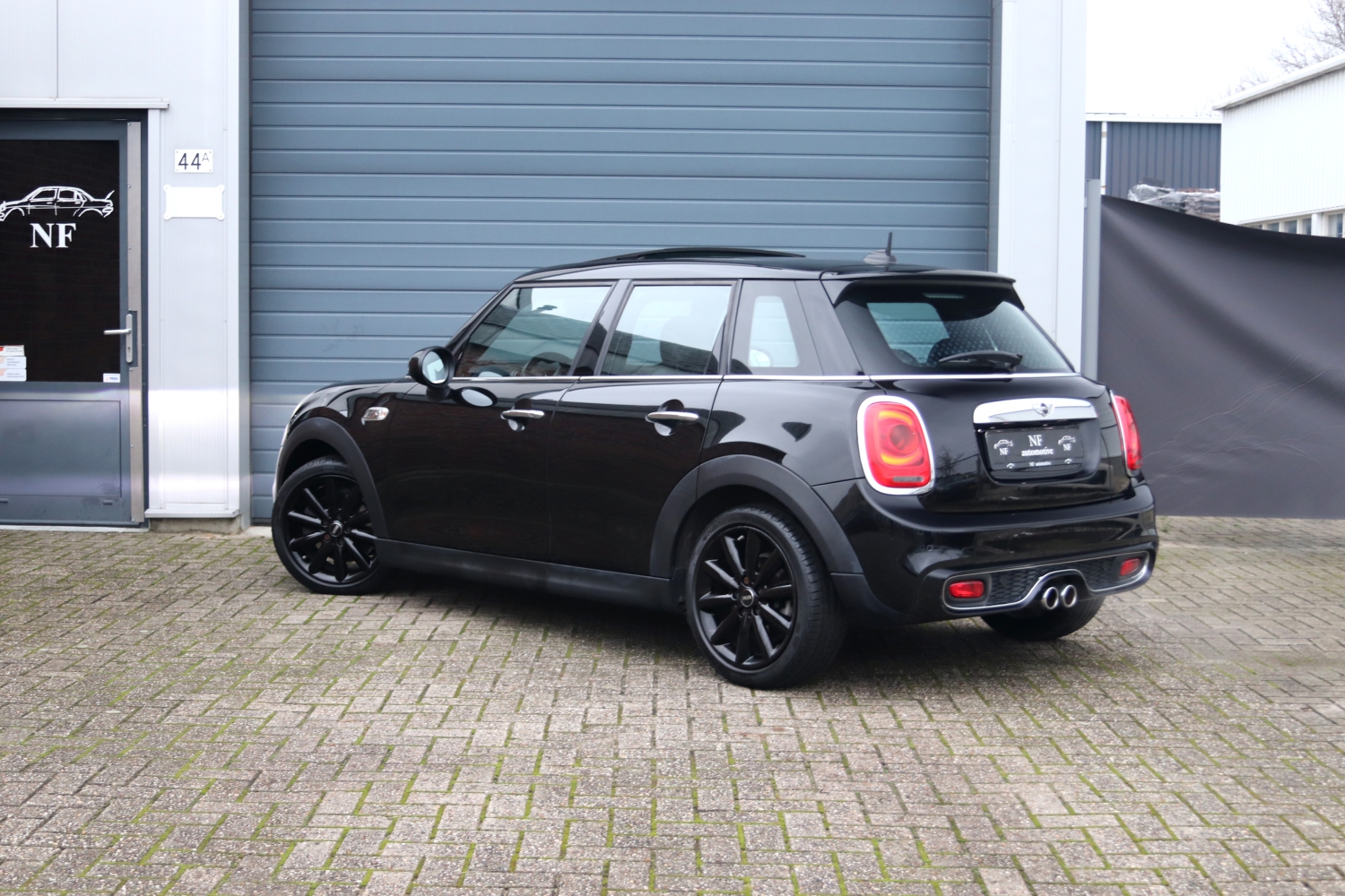 MINI-Cooper-S-F55-2015-X411NV-004.JPG