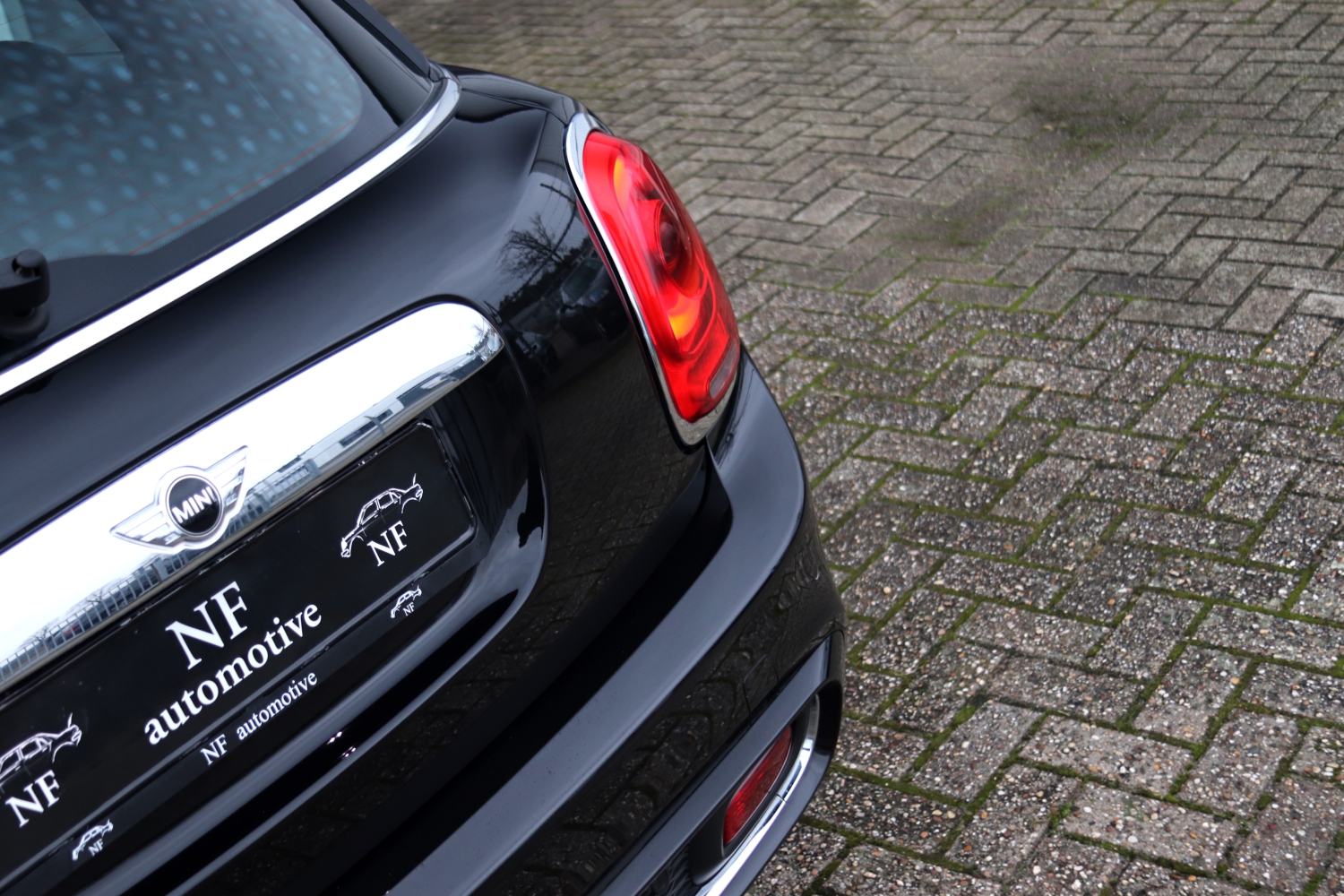 MINI-Cooper-S-F55-2015-X411NV-018.JPG