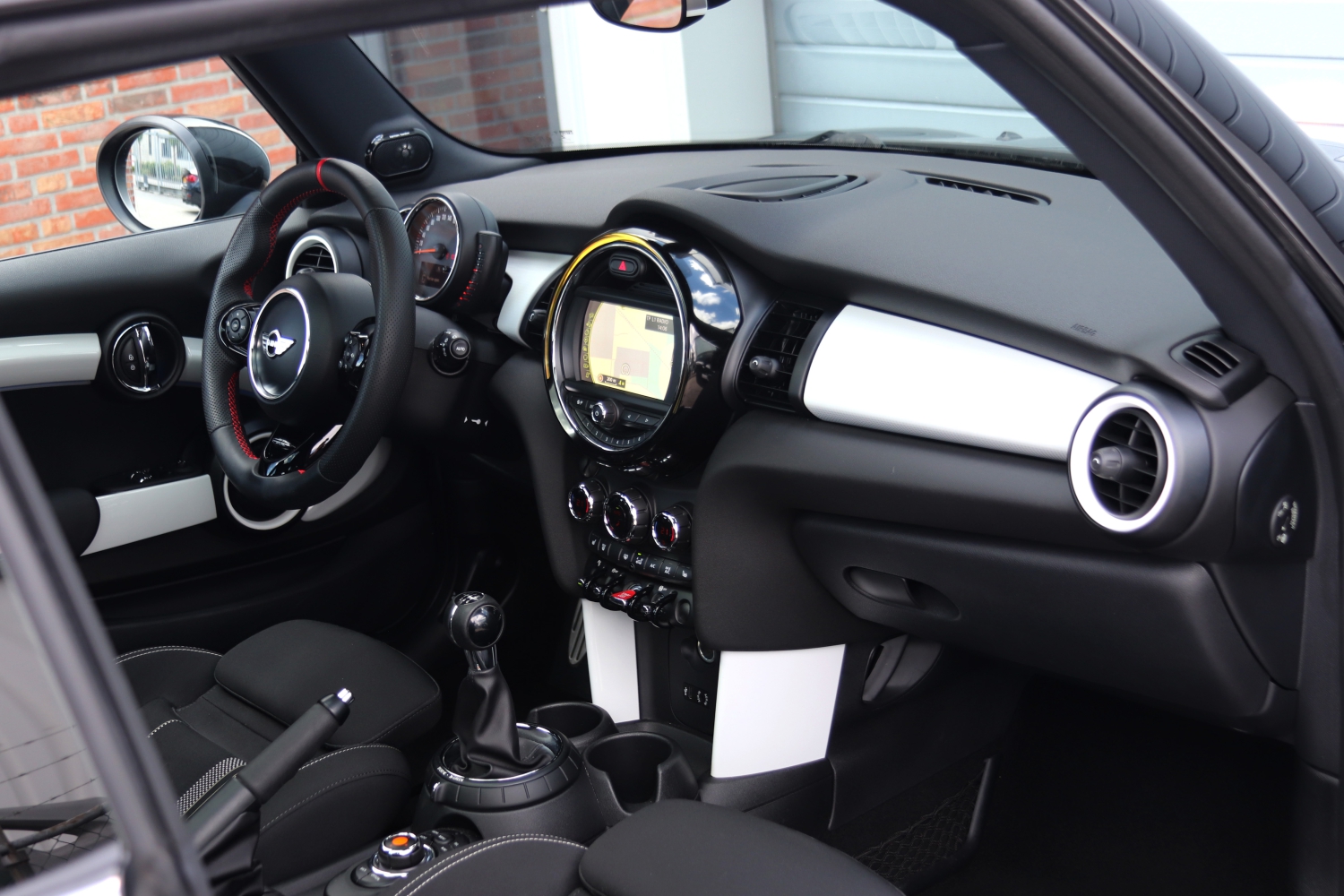 MINI-Cooper-S-F56-2015-9335-032.JPG