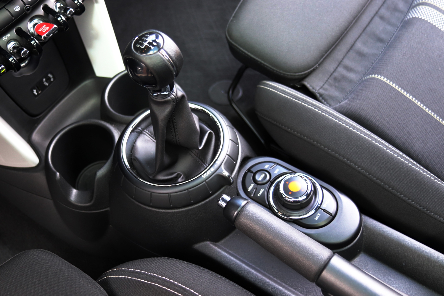 MINI-Cooper-S-F56-2015-9335-039.JPG