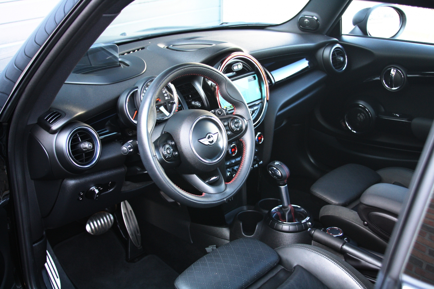 MINI-Cooper-S-F56-2016-013.JPG