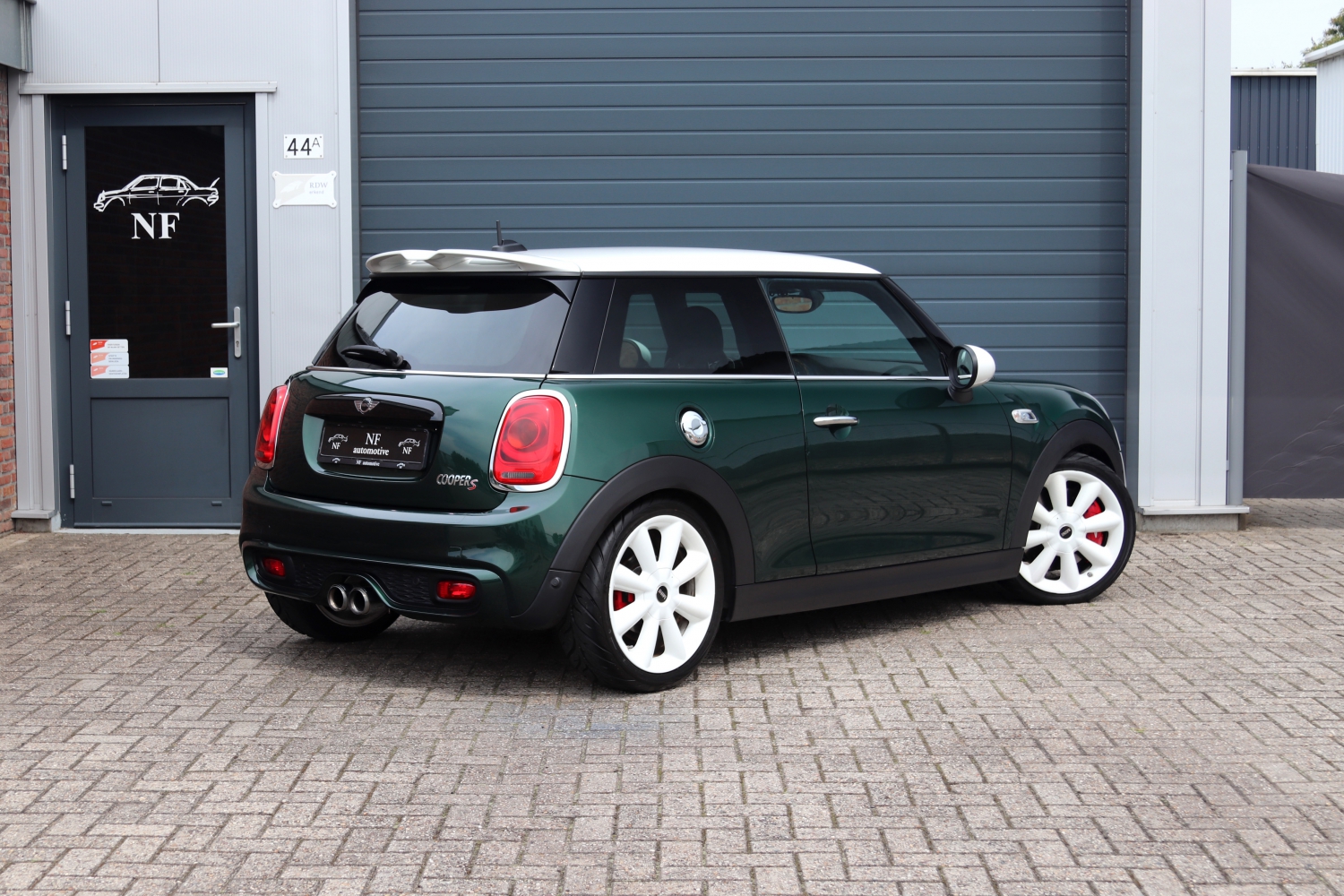 MINI-Cooper-S-F56-BRG-2015-015.JPG