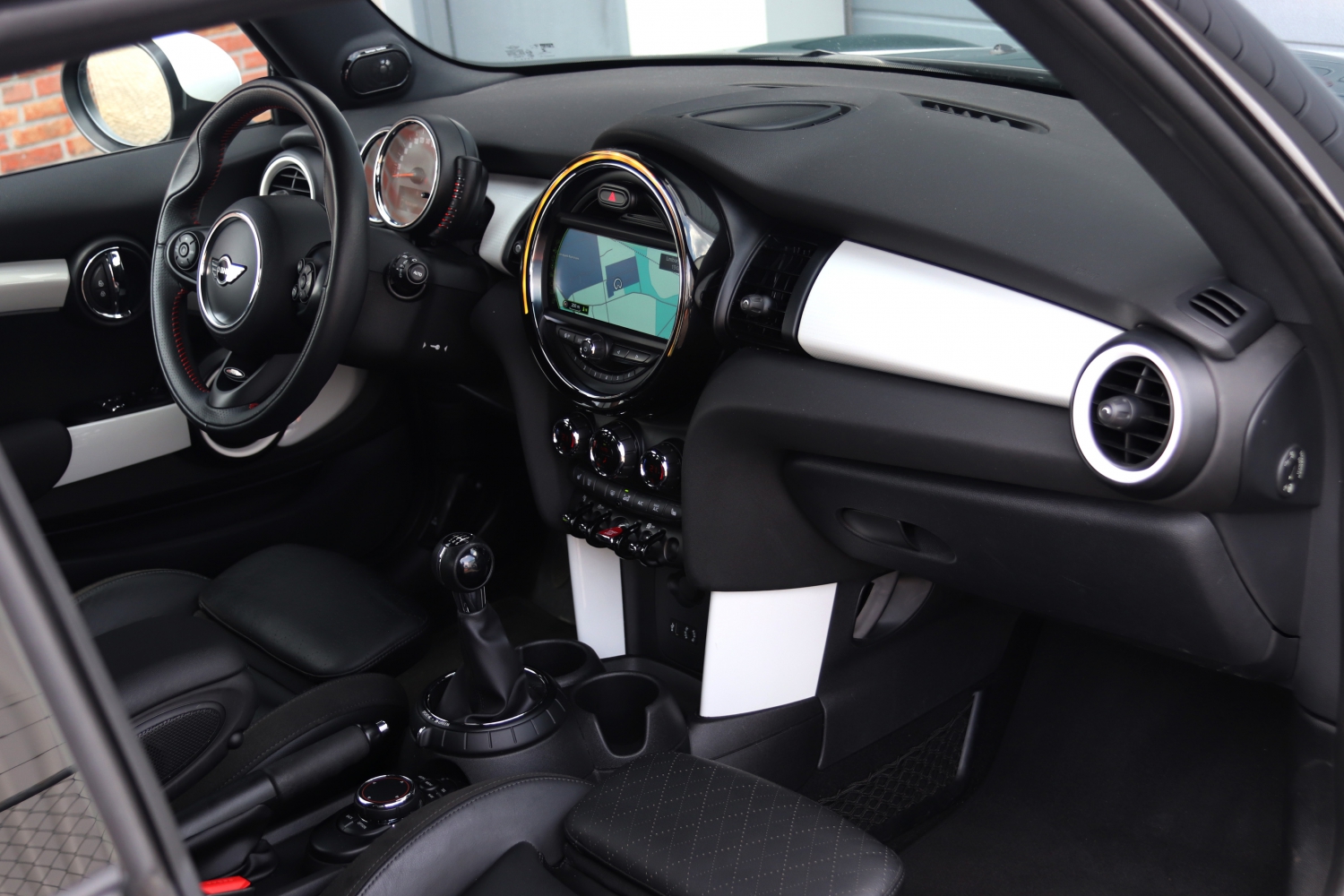 MINI-Cooper-S-F56-BRG-2015-027.JPG