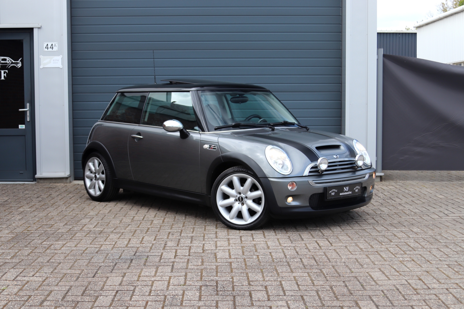 MINI-Cooper-S-R53-2002-44KDZ1-003.JPG