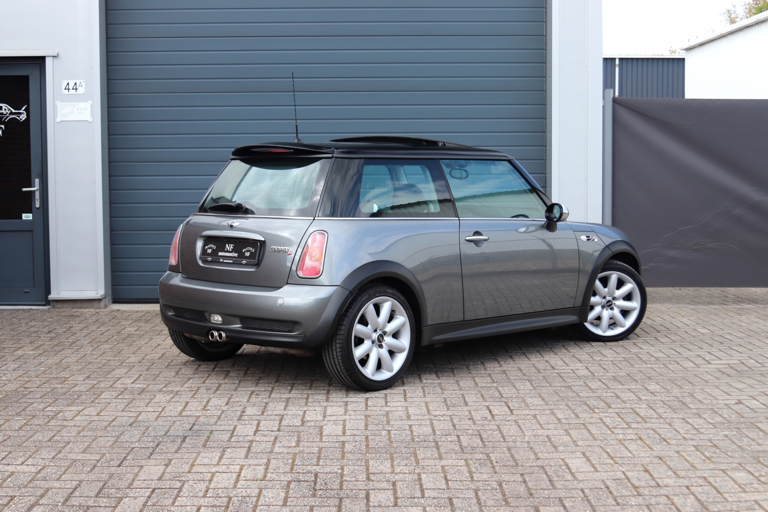 MINI-Cooper-S-R53-2002-44KDZ1-005.JPG