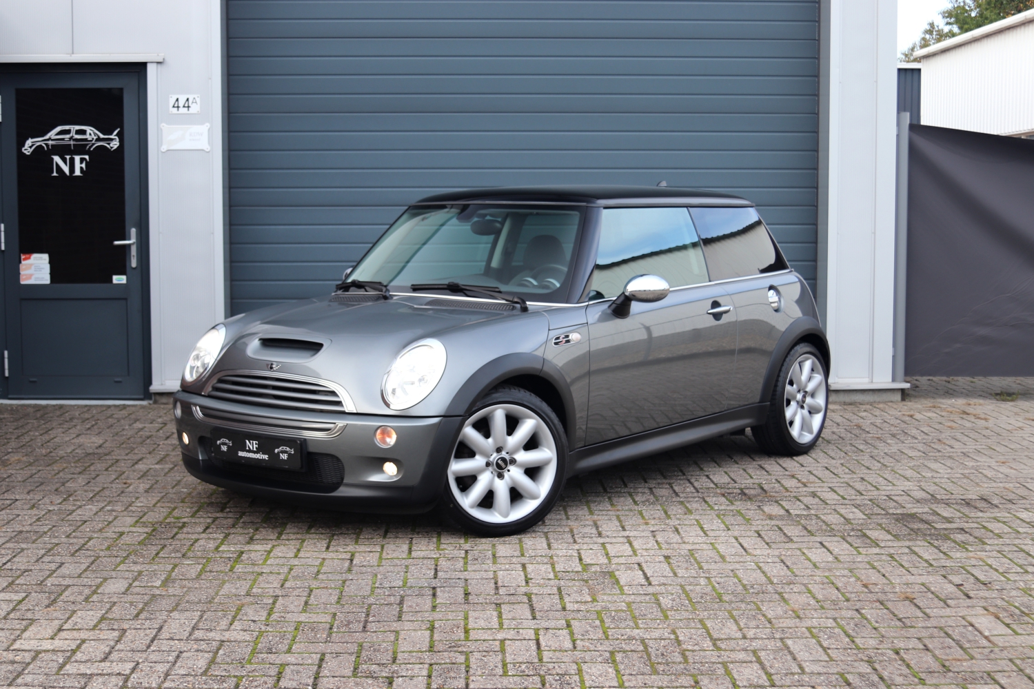 MINI-Cooper-S-R53-2003-2569-001.JPG