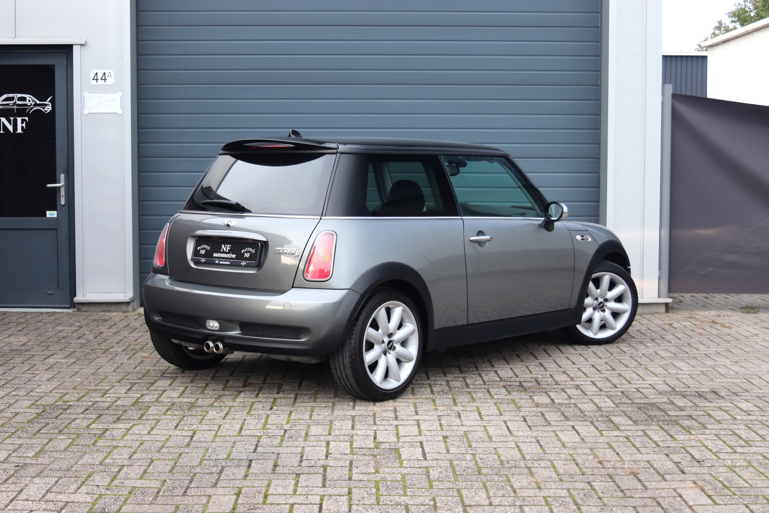 MINI-Cooper-S-R53-2003-2569-013.JPG