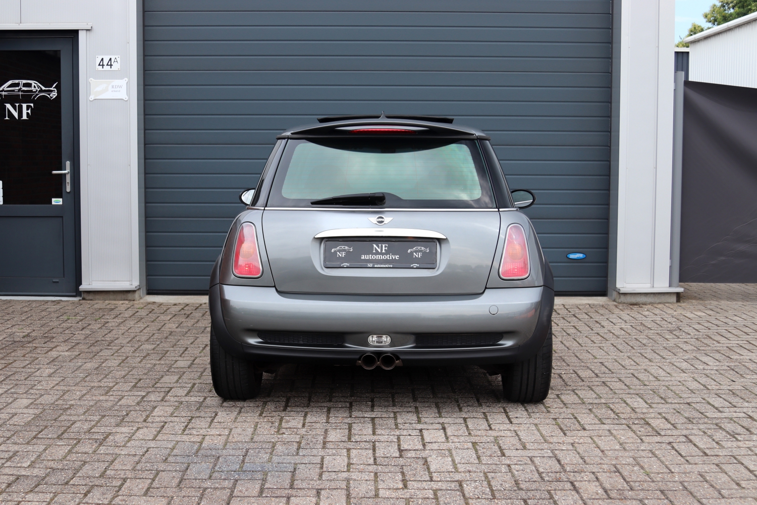 MINI-Cooper-S-R53-2004-57RHZ7-019.JPG