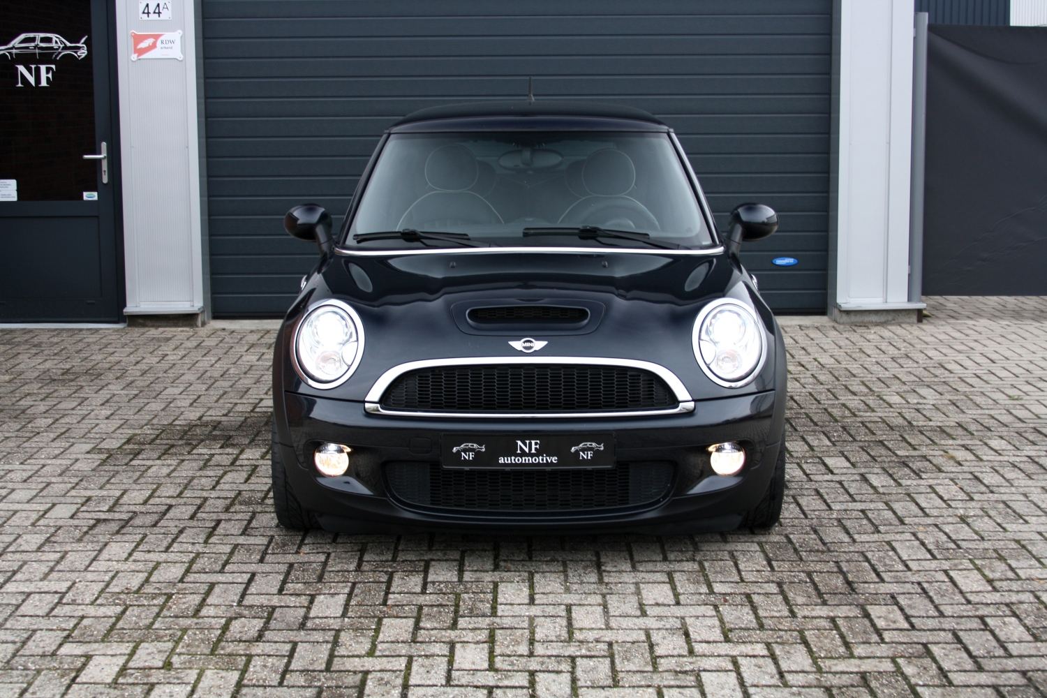 MINI-Cooper-S-R56-2007-026.JPG